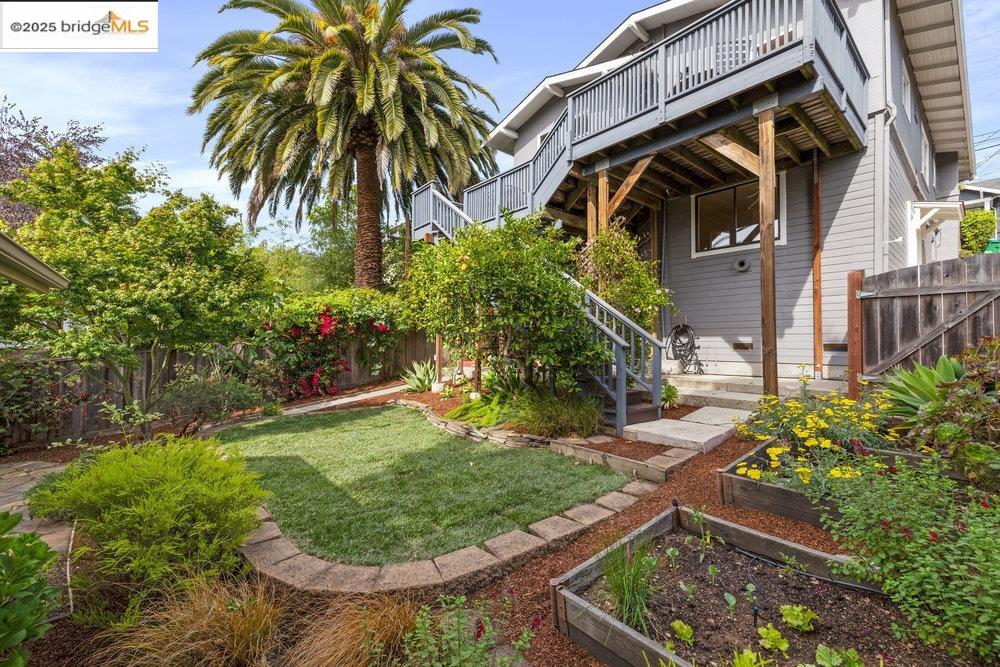 Detail Gallery Image 36 of 59 For 3941 Elston Ave, Oakland,  CA 94602 - 2 Beds | 2 Baths