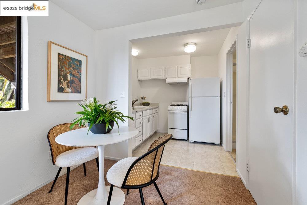 Detail Gallery Image 49 of 59 For 3941 Elston Ave, Oakland,  CA 94602 - 2 Beds | 2 Baths