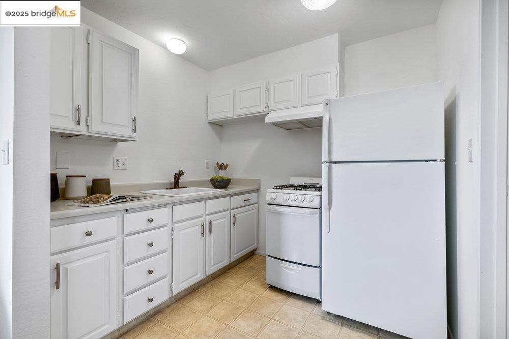 Detail Gallery Image 50 of 59 For 3941 Elston Ave, Oakland,  CA 94602 - 2 Beds | 2 Baths