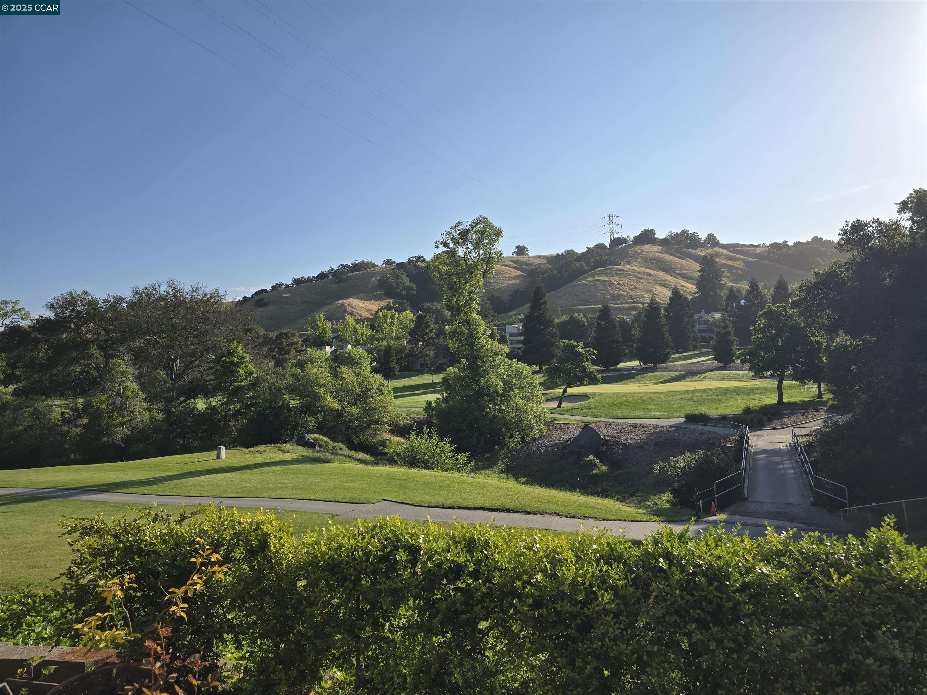 Detail Gallery Image 3 of 59 For 3434 Tice Creek Dr #7,  Walnut Creek,  CA 94595 - 3 Beds | 2 Baths