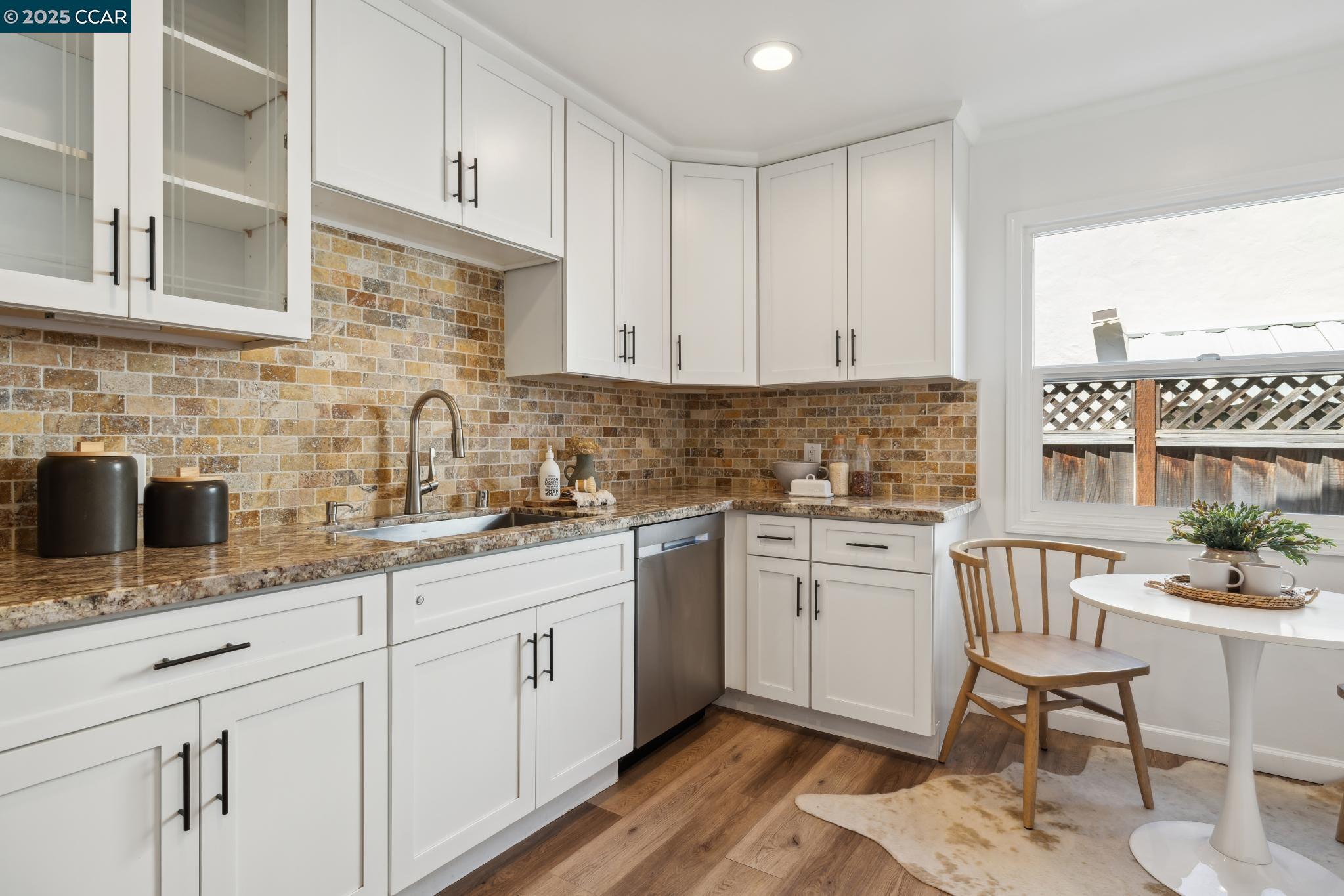 Detail Gallery Image 15 of 44 For 1617 139th Ave, San Leandro,  CA 94578 - 3 Beds | 2 Baths