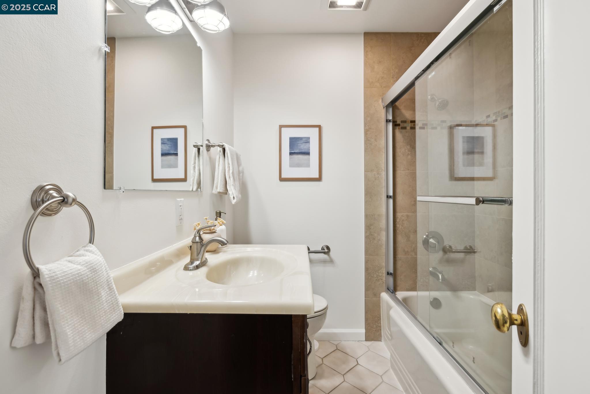 Detail Gallery Image 32 of 44 For 1617 139th Ave, San Leandro,  CA 94578 - 3 Beds | 2 Baths