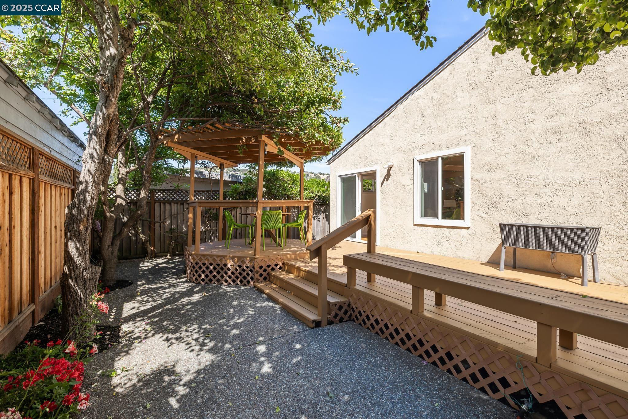 Detail Gallery Image 38 of 44 For 1617 139th Ave, San Leandro,  CA 94578 - 3 Beds | 2 Baths