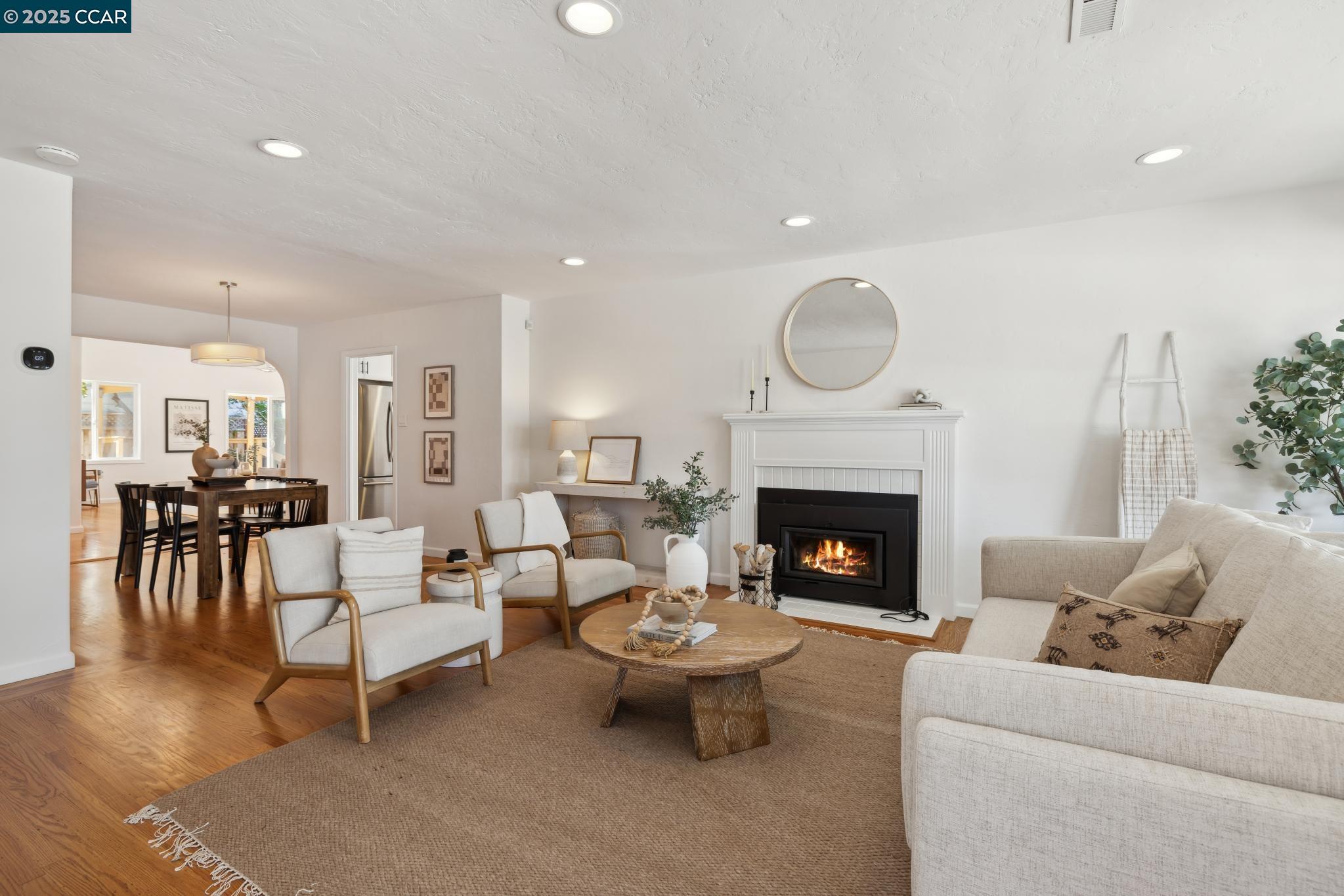 Detail Gallery Image 6 of 44 For 1617 139th Ave, San Leandro,  CA 94578 - 3 Beds | 2 Baths