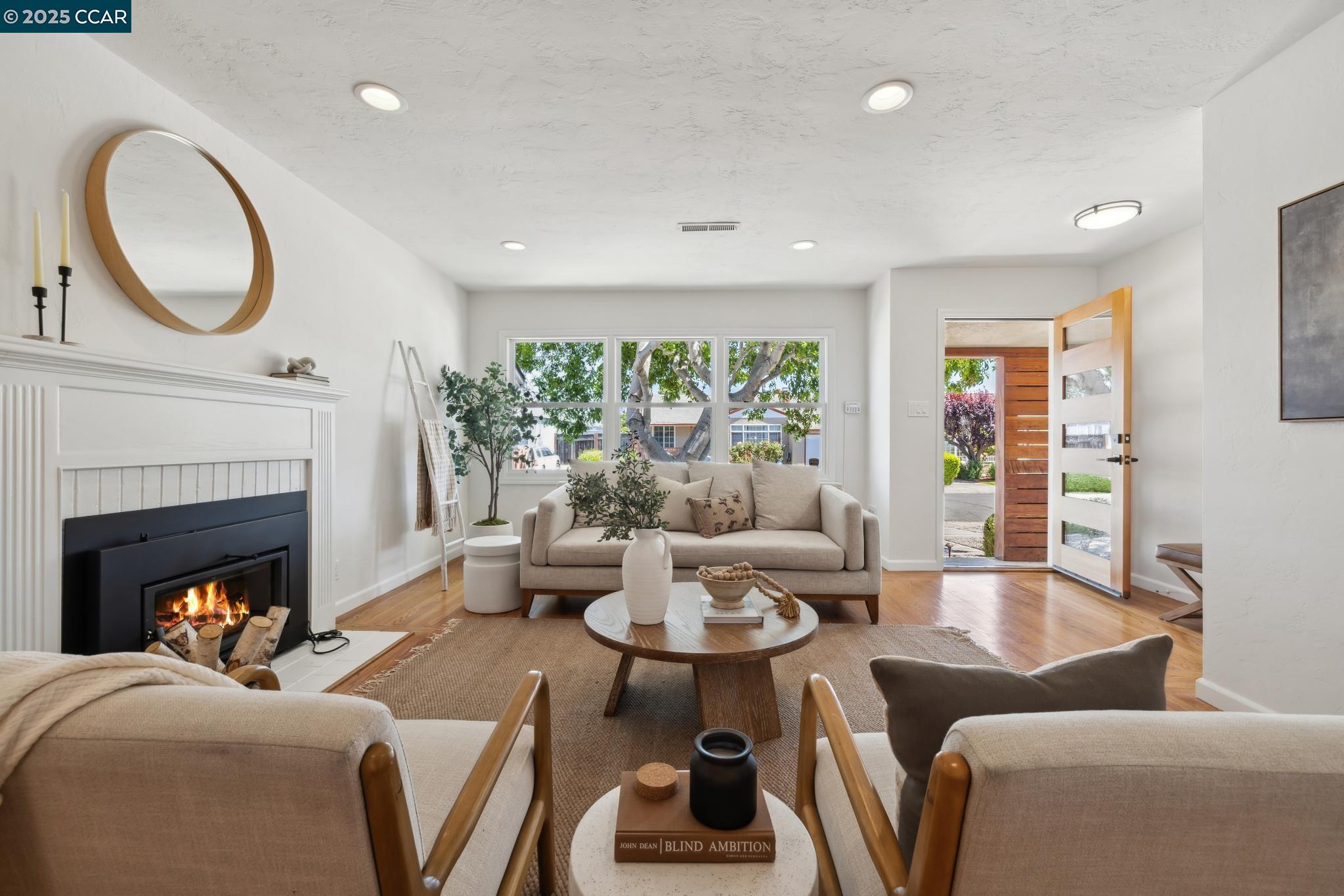 Detail Gallery Image 7 of 44 For 1617 139th Ave, San Leandro,  CA 94578 - 3 Beds | 2 Baths