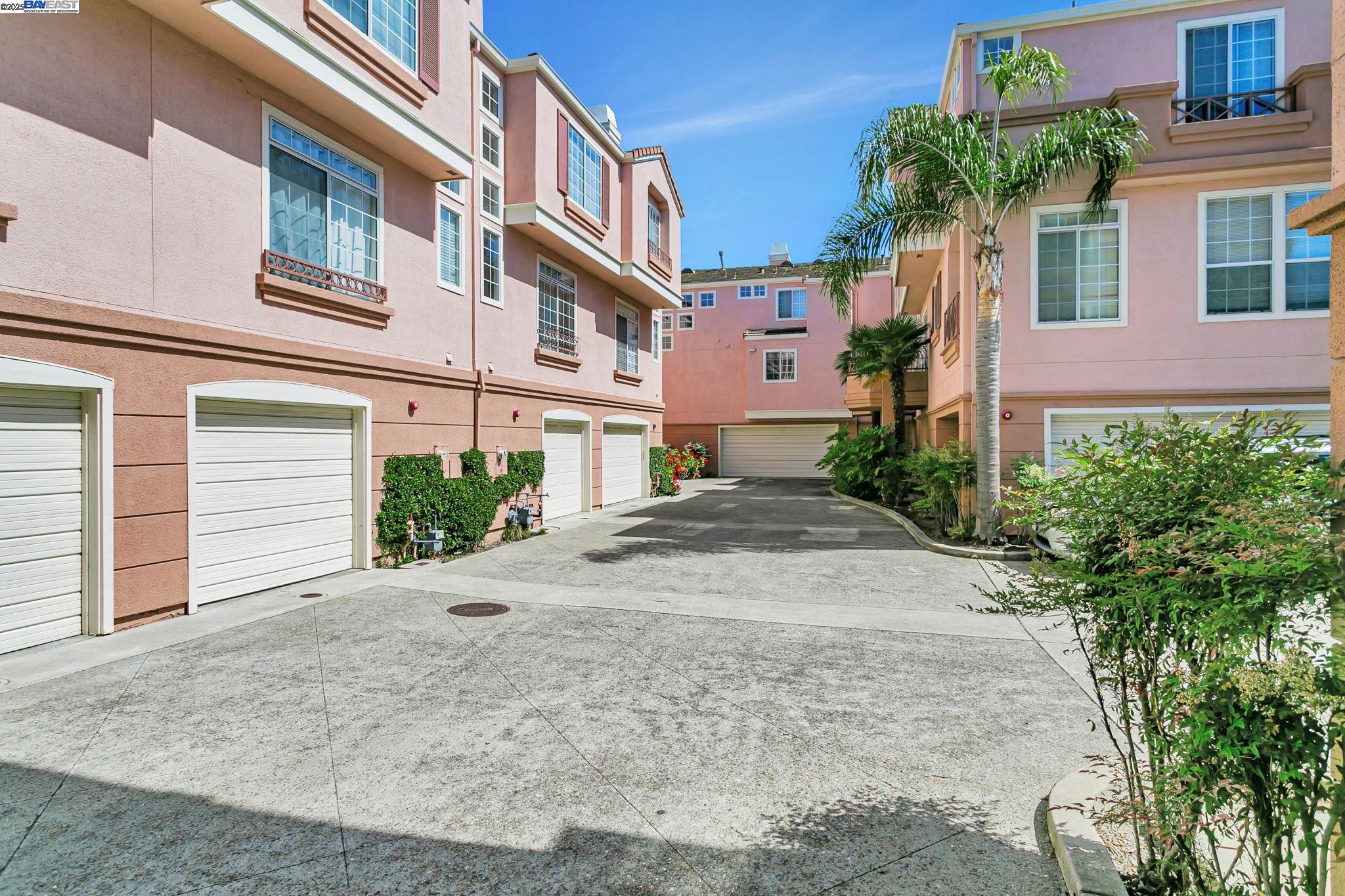 Detail Gallery Image 33 of 37 For 1478 Los Buellis Way, Milpitas,  CA 95035 - 2 Beds | 2/1 Baths
