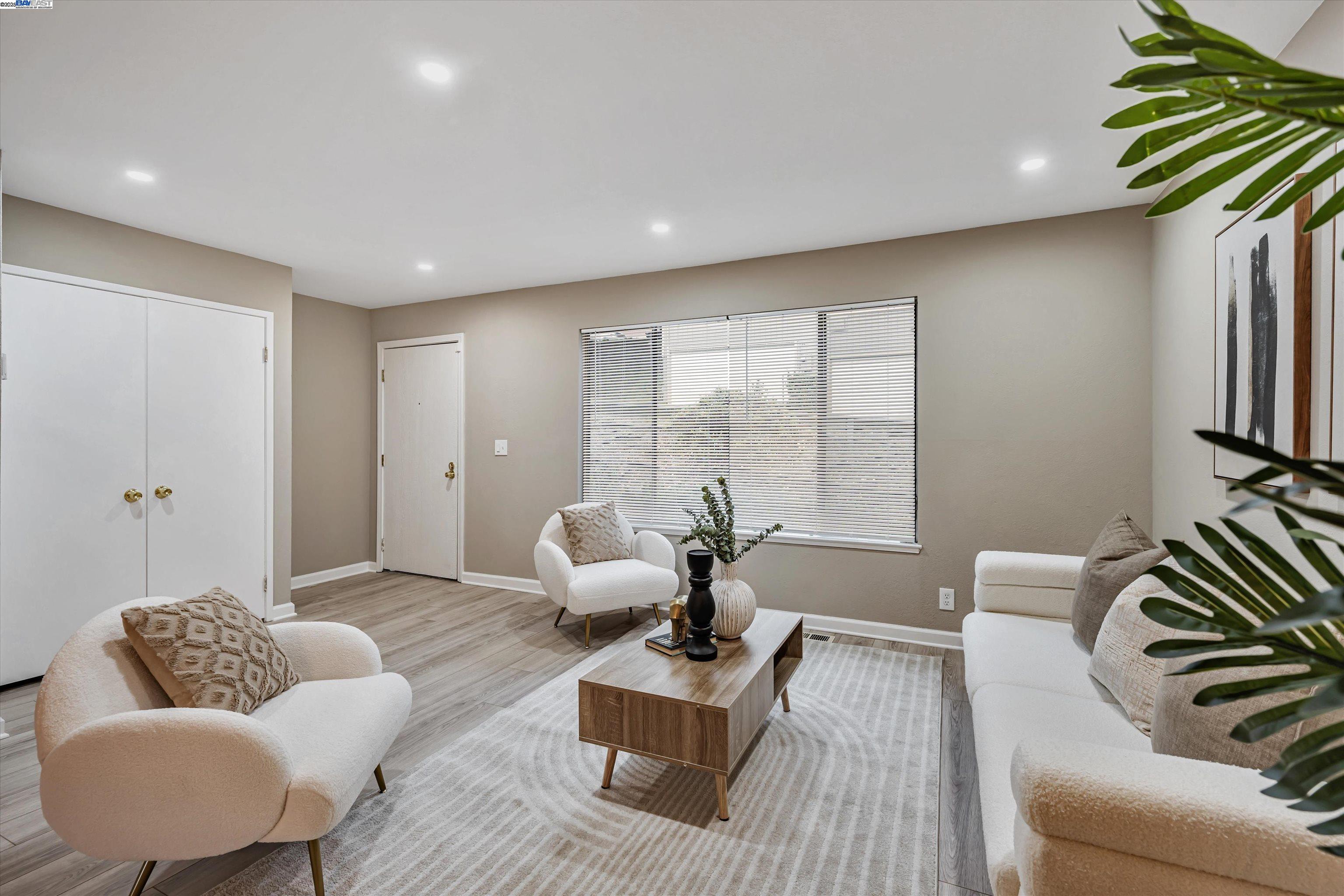 Detail Gallery Image 3 of 36 For 32 Parkview Ter, San Pablo,  CA 94806 - 3 Beds | 2/1 Baths