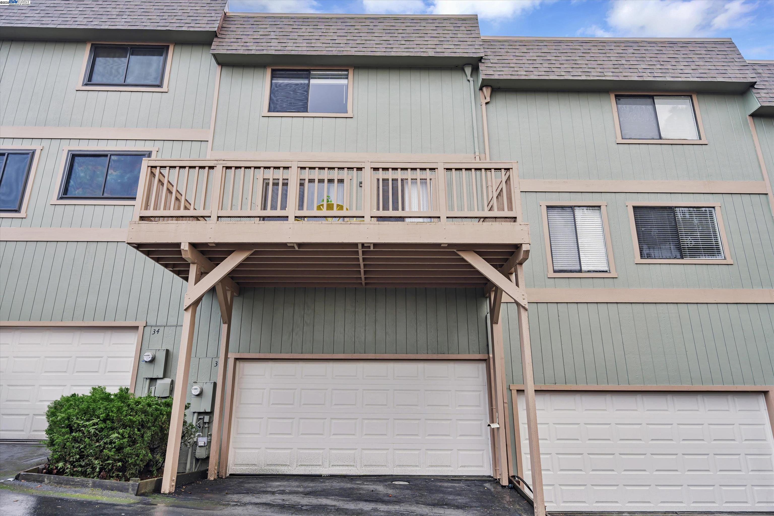 Detail Gallery Image 35 of 36 For 32 Parkview Ter, San Pablo,  CA 94806 - 3 Beds | 2/1 Baths
