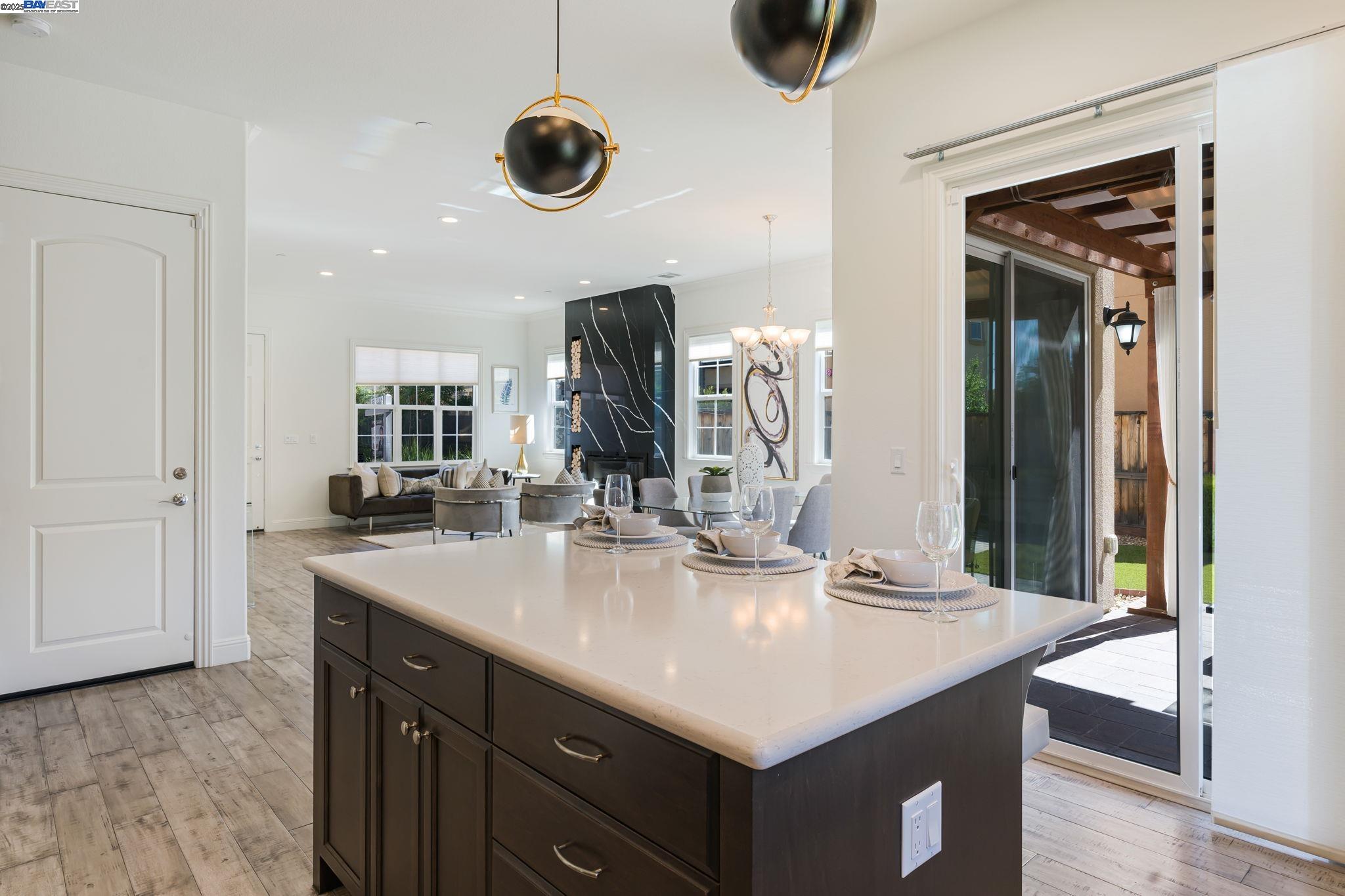 Detail Gallery Image 14 of 59 For 905 S Monarch Rd, San Ramon,  CA 94582 - 4 Beds | 3 Baths