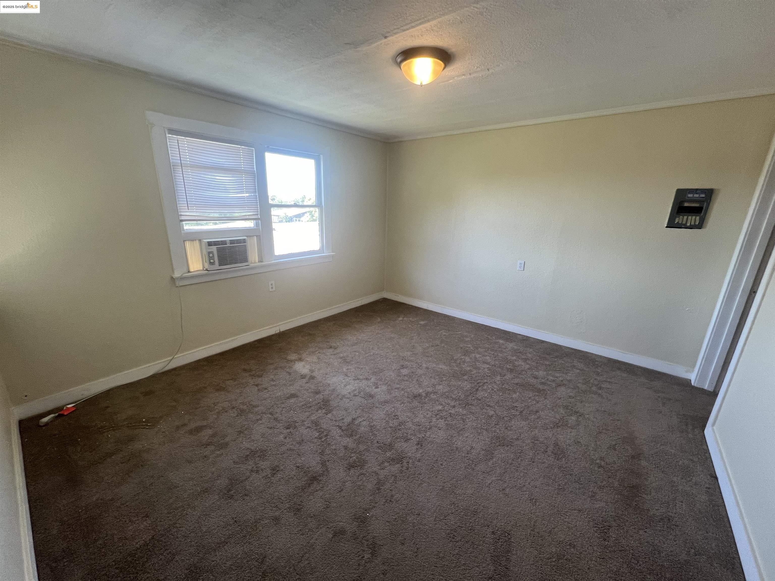 Detail Gallery Image 7 of 26 For 619 W 6th St, Antioch,  CA 94509 - 3 Beds | 2 Baths