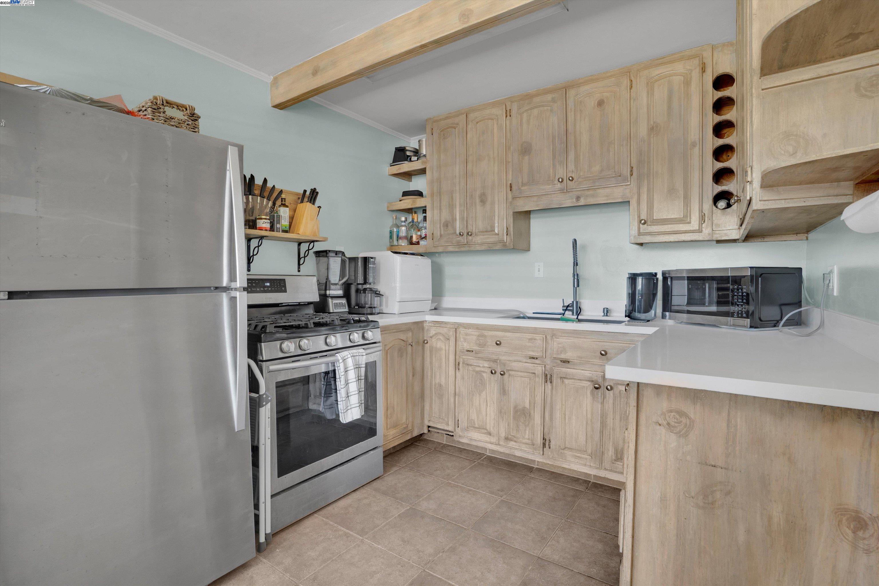 Detail Gallery Image 8 of 21 For 23 Island View Dr, Bay Point,  CA 94565 - 2 Beds | 1 Baths