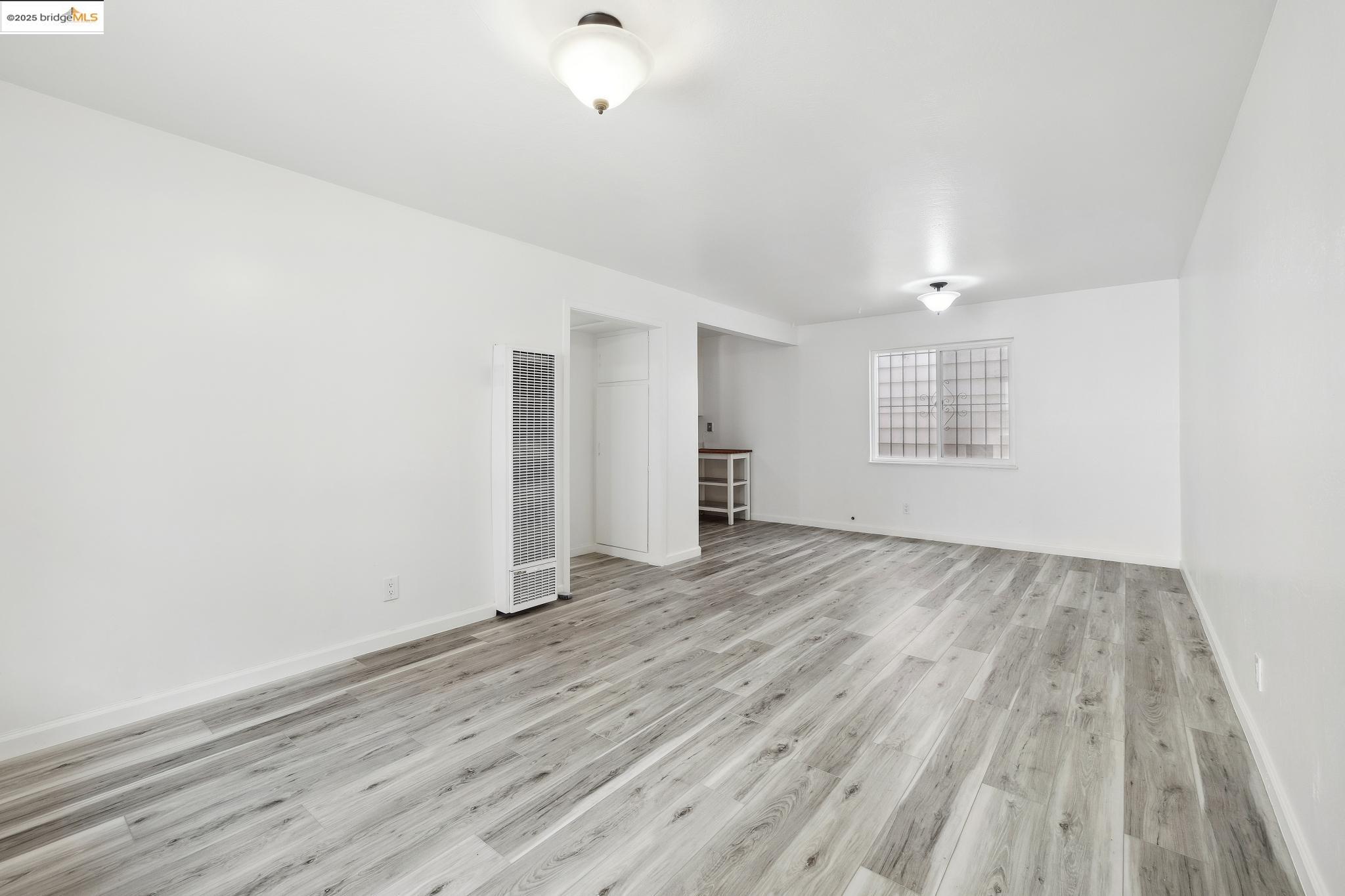 Detail Gallery Image 12 of 52 For 2523 Mason St, Oakland,  CA 94605 - – Beds | – Baths