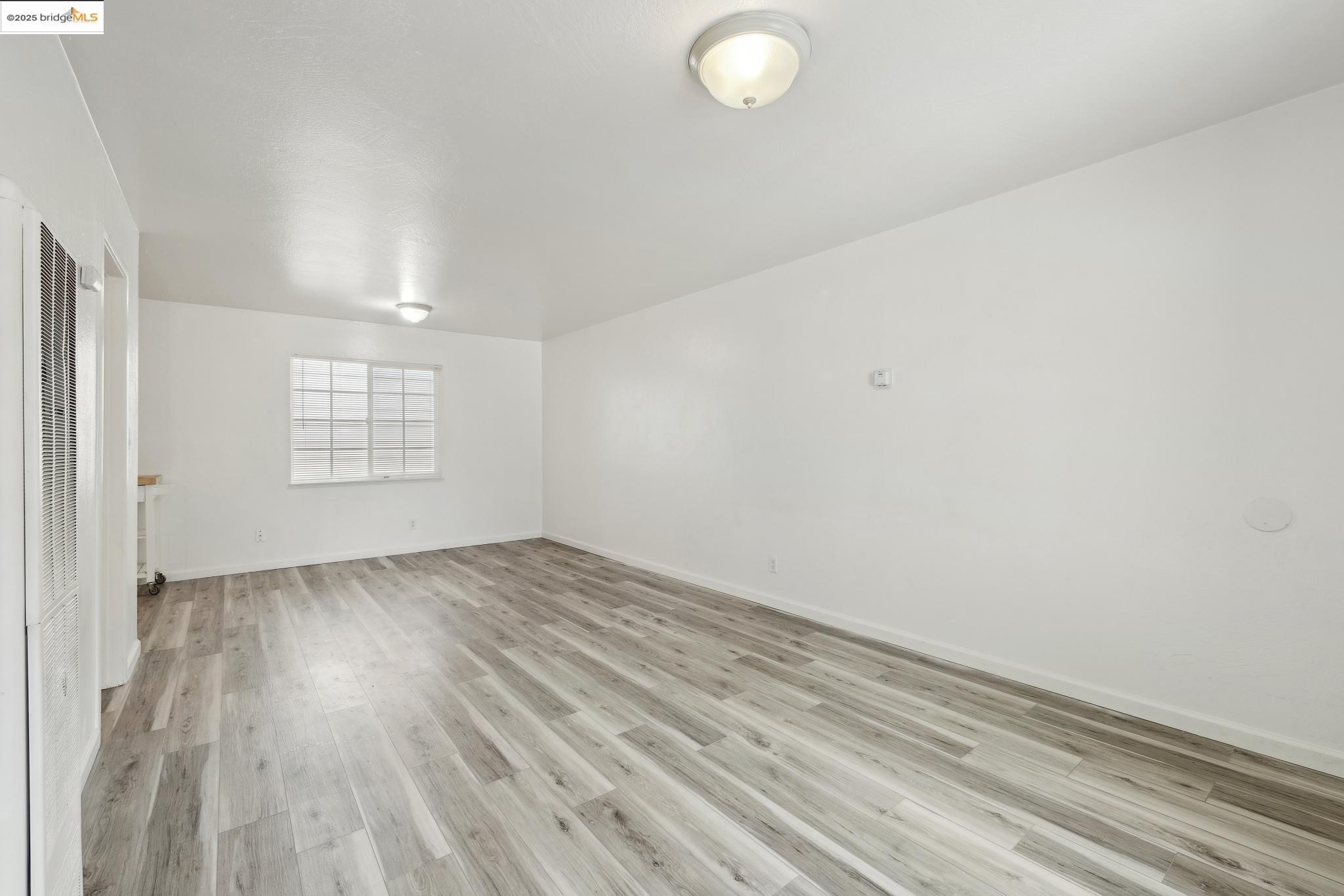Detail Gallery Image 27 of 52 For 2523 Mason St, Oakland,  CA 94605 - – Beds | – Baths