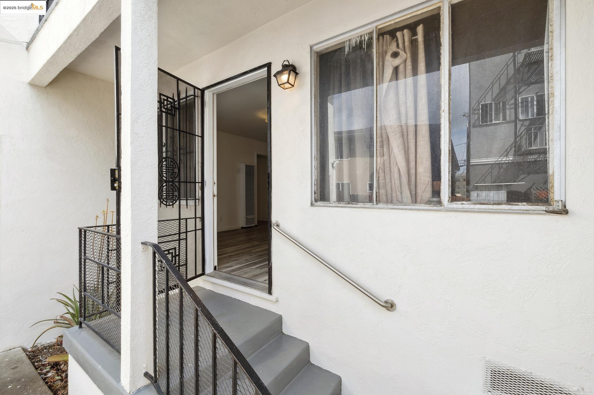 Detail Gallery Image 10 of 52 For 2523 Mason St, Oakland,  CA 94605 - – Beds | – Baths