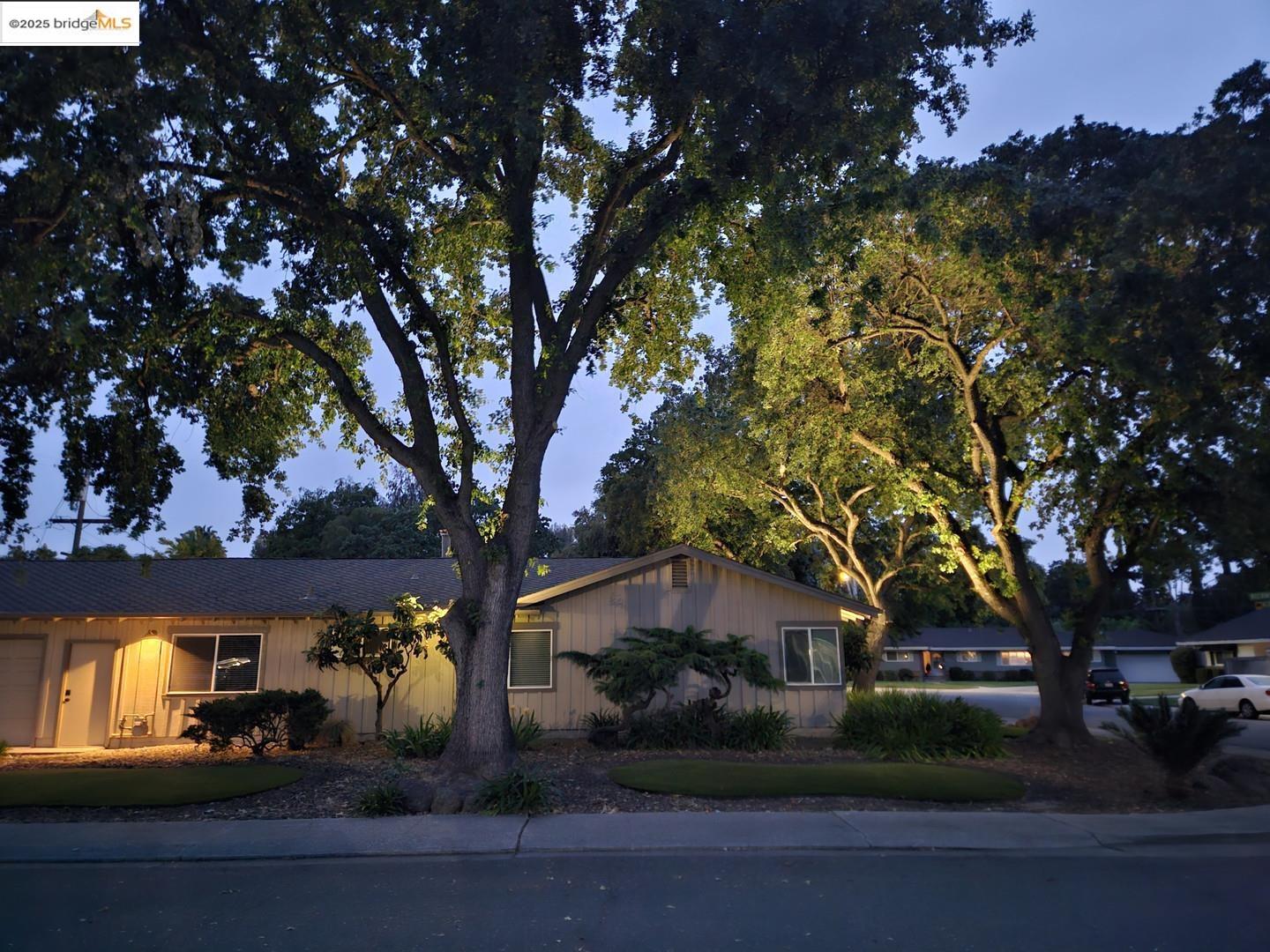 Detail Gallery Image 10 of 46 For 1810 Mcdowell Way, Stockton,  CA 95207 - 4 Beds | 2 Baths