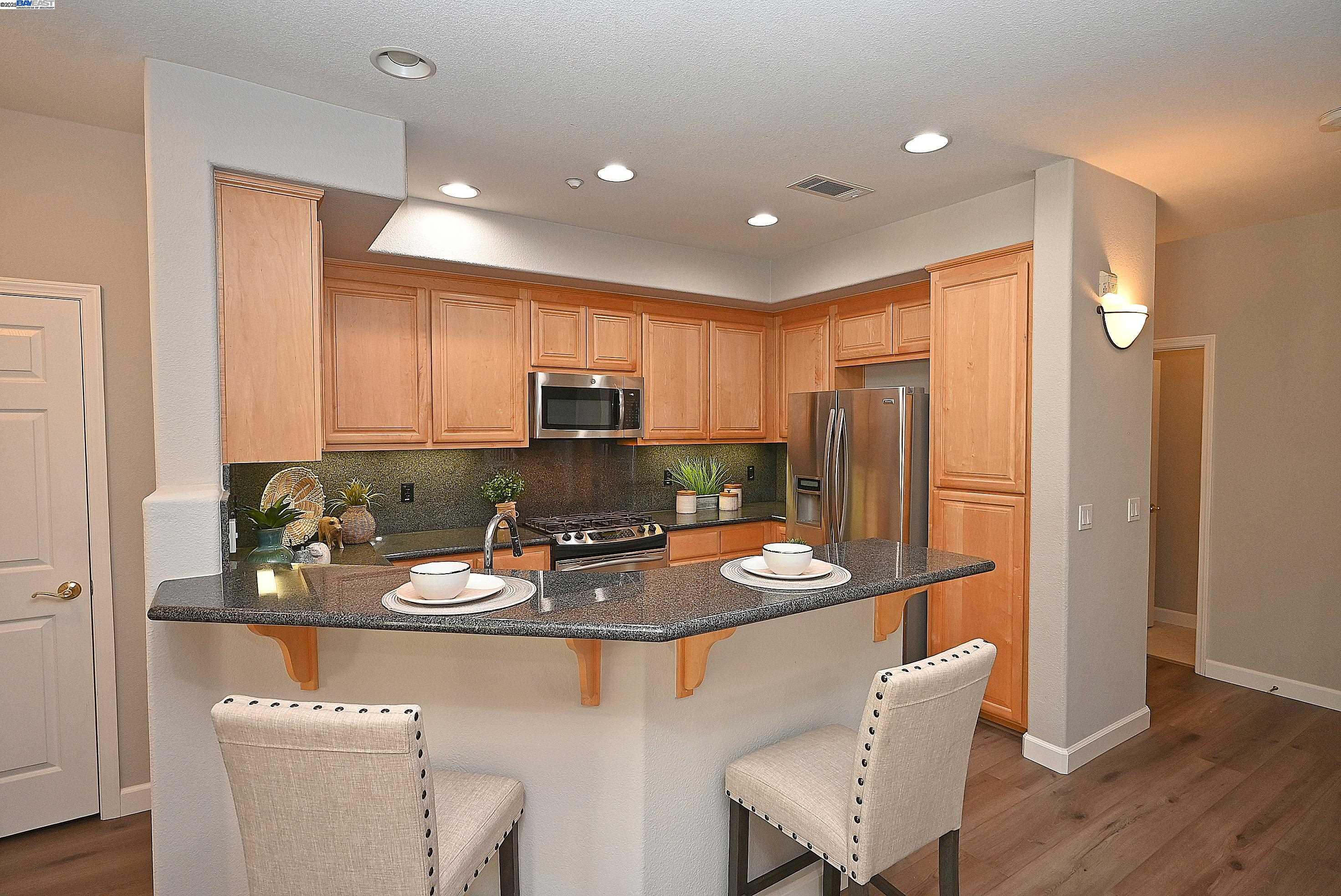 Photo #12: 41097853 Listing: Photo #12