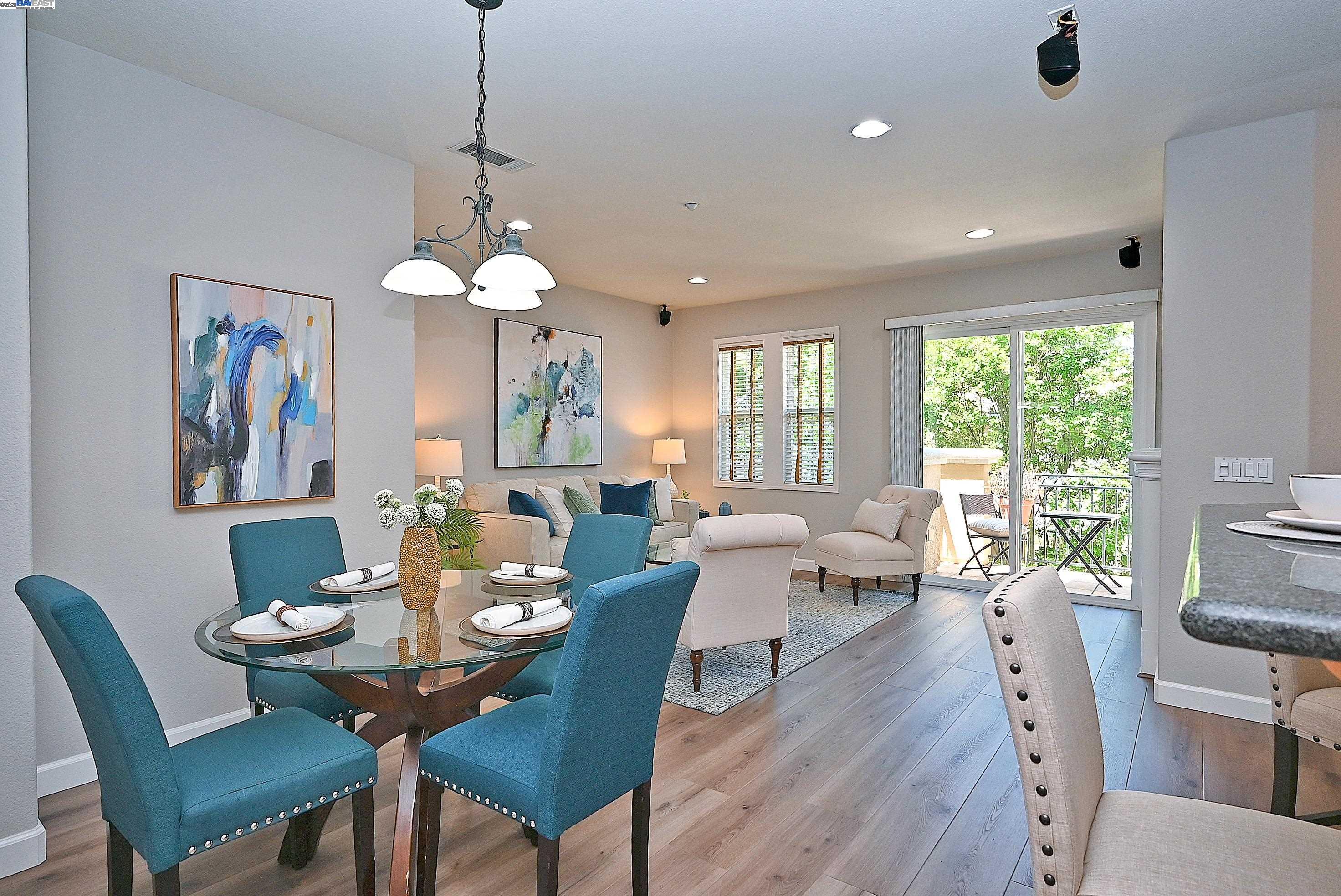 Photo #10: 41097853 Listing: Photo #10