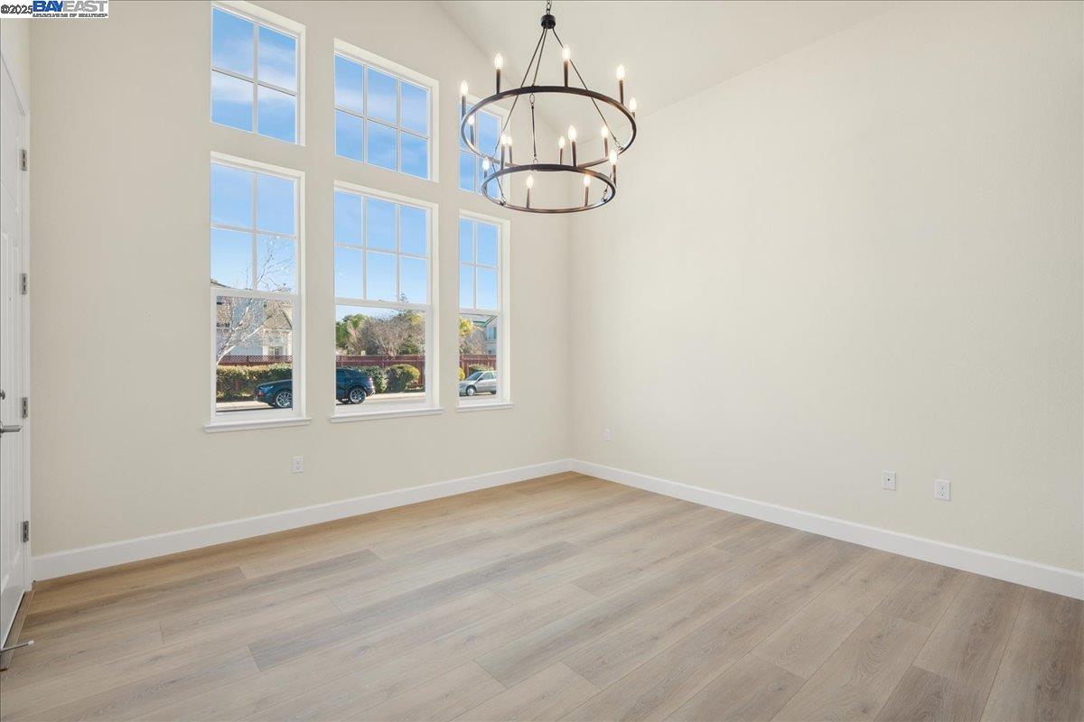 Detail Gallery Image 20 of 50 For 32606 Singh Circle, Union City,  CA 94587 - 4 Beds | 3/1 Baths