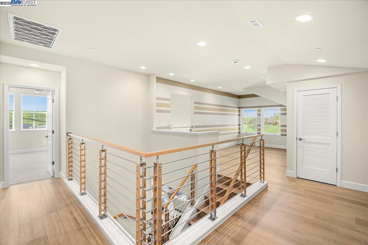 Detail Gallery Image 27 of 50 For 32606 Singh Circle, Union City,  CA 94587 - 4 Beds | 3/1 Baths