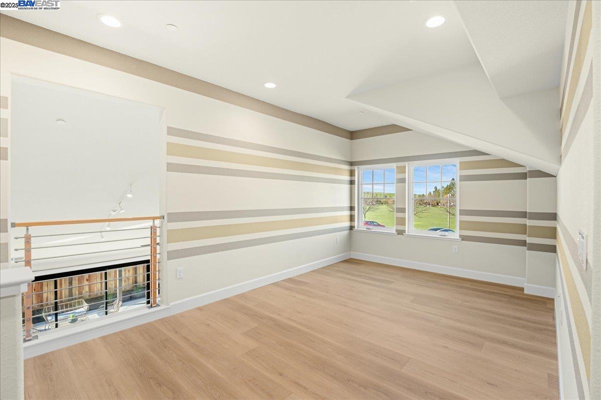 Detail Gallery Image 28 of 50 For 32606 Singh Circle, Union City,  CA 94587 - 4 Beds | 3/1 Baths