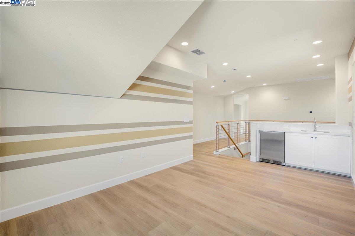 Detail Gallery Image 29 of 50 For 32606 Singh Circle, Union City,  CA 94587 - 4 Beds | 3/1 Baths