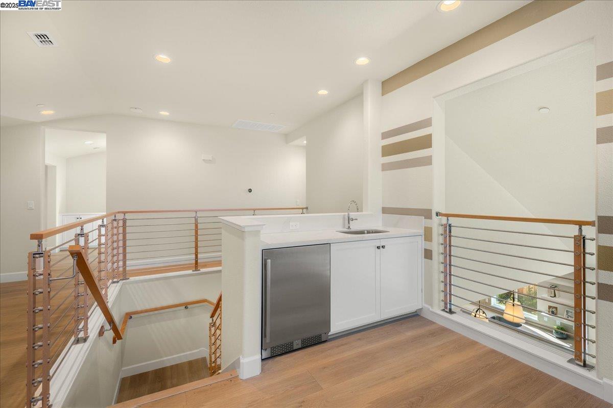 Detail Gallery Image 30 of 50 For 32606 Singh Circle, Union City,  CA 94587 - 4 Beds | 3/1 Baths
