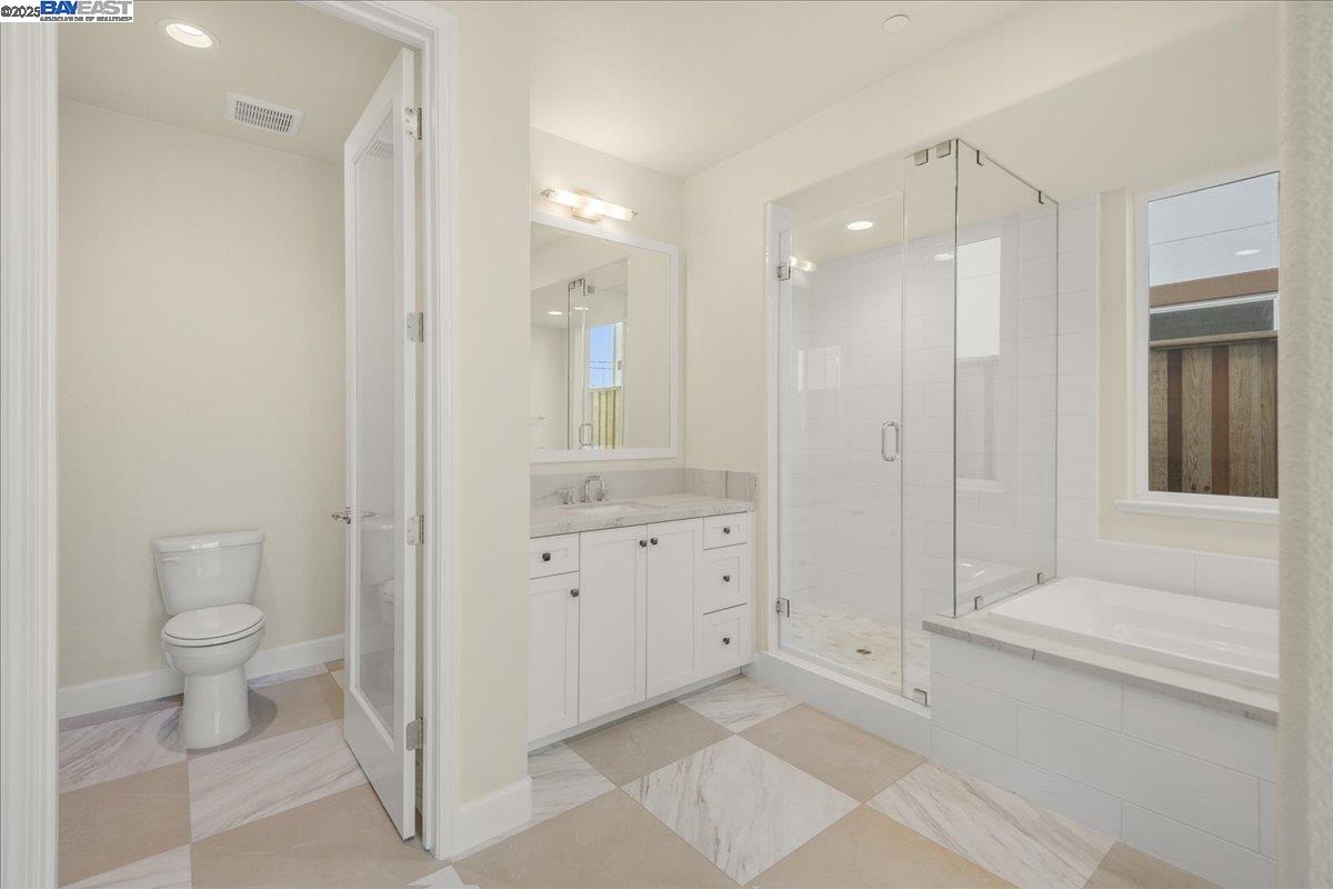 Detail Gallery Image 32 of 50 For 32606 Singh Circle, Union City,  CA 94587 - 4 Beds | 3/1 Baths