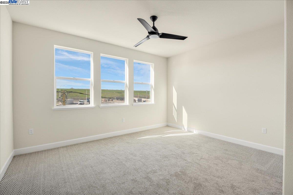Detail Gallery Image 37 of 50 For 32606 Singh Circle, Union City,  CA 94587 - 4 Beds | 3/1 Baths