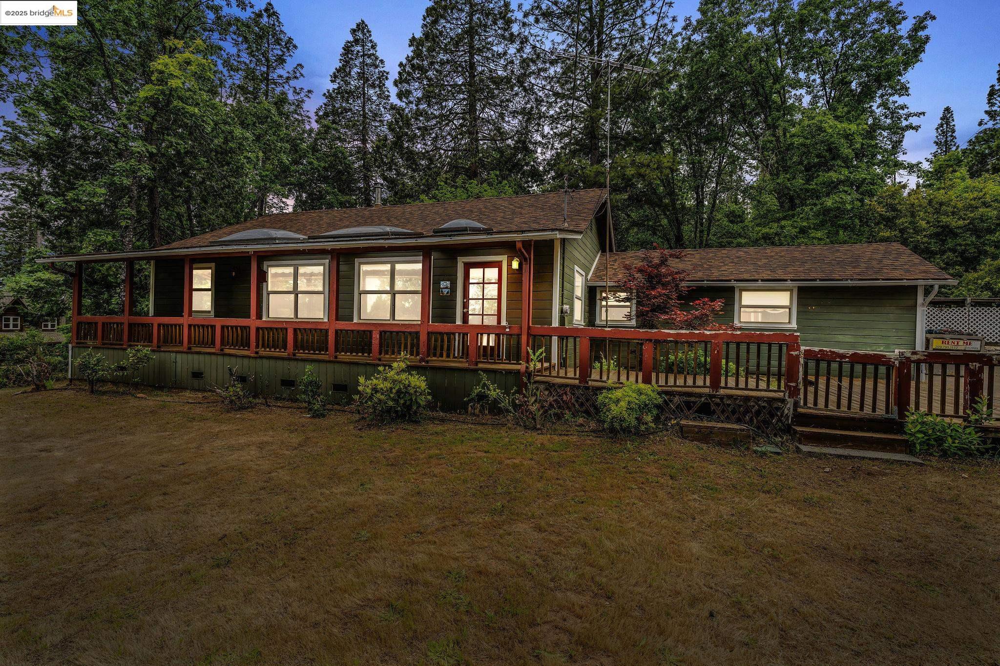 Detail Gallery Image 1 of 44 For 5018 Hillcrest Drive, Hathaway Pines,  CA 95233 - 3 Beds | 2 Baths