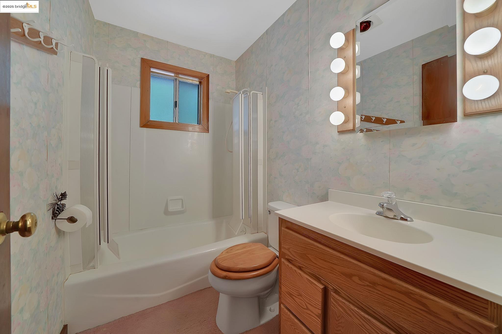 Detail Gallery Image 22 of 44 For 5018 Hillcrest Drive, Hathaway Pines,  CA 95233 - 3 Beds | 2 Baths