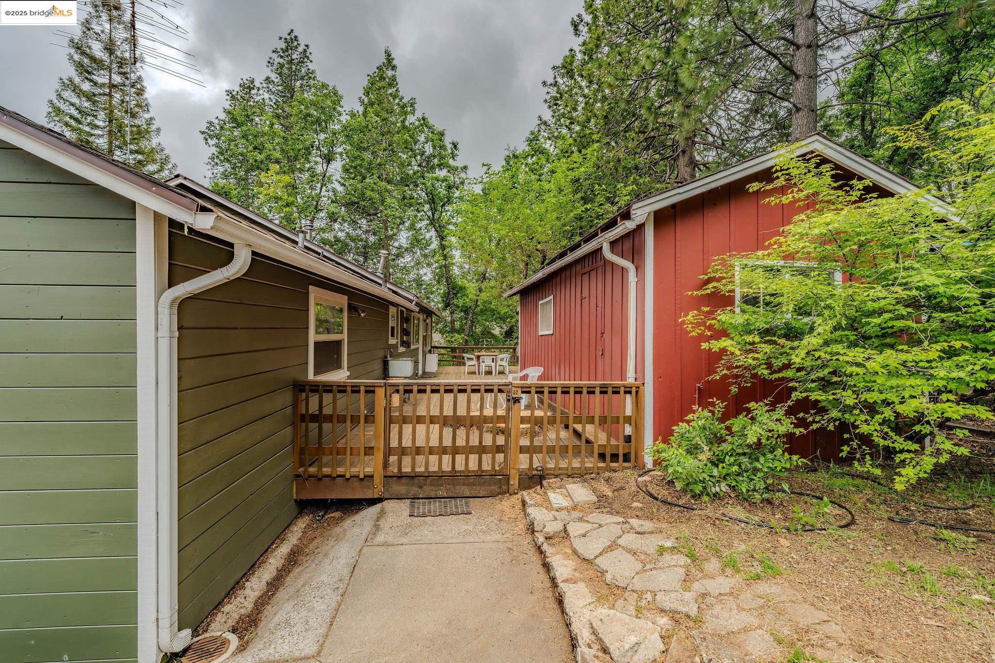 Detail Gallery Image 38 of 44 For 5018 Hillcrest Drive, Hathaway Pines,  CA 95233 - 3 Beds | 2 Baths