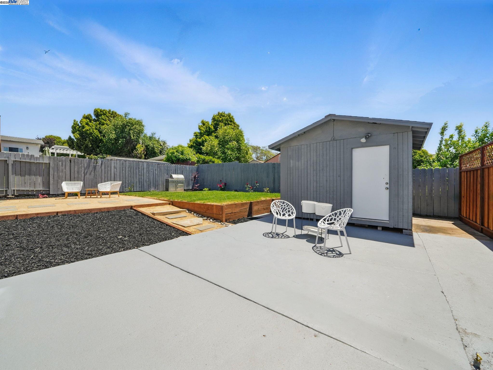 Detail Gallery Image 27 of 40 For 2579 Jacobs St, Hayward,  CA 94541 - 3 Beds | 3 Baths