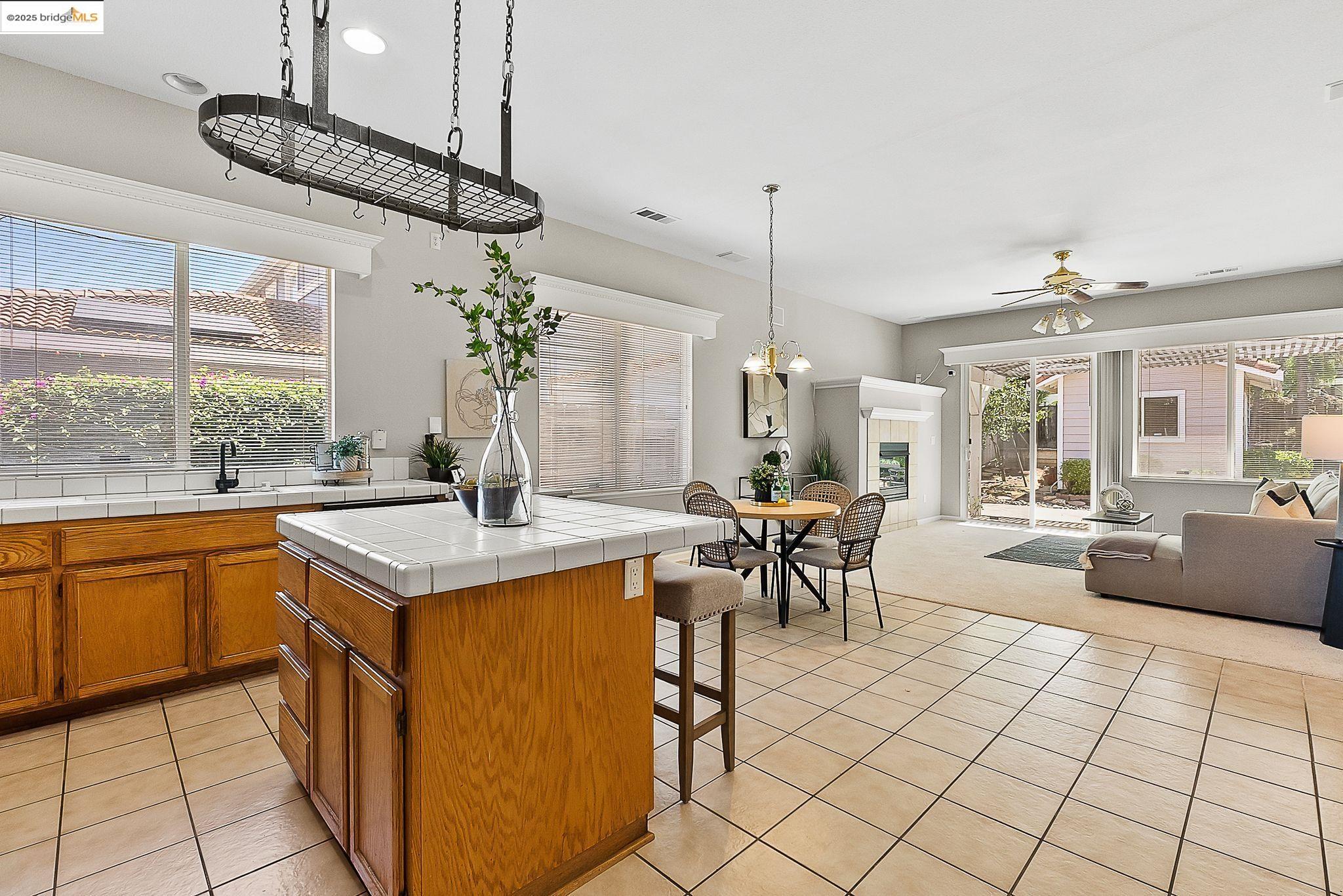 Detail Gallery Image 25 of 60 For 4917 Union Mine Ct, Antioch,  CA 94531 - 4 Beds | 2/1 Baths