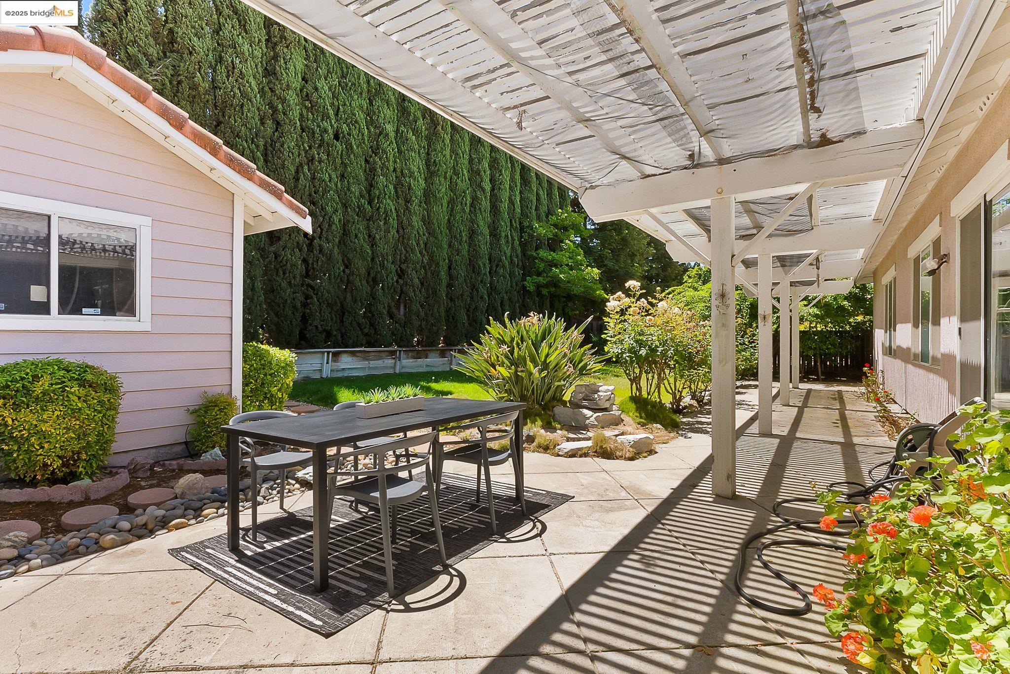 Detail Gallery Image 44 of 60 For 4917 Union Mine Ct, Antioch,  CA 94531 - 4 Beds | 2/1 Baths