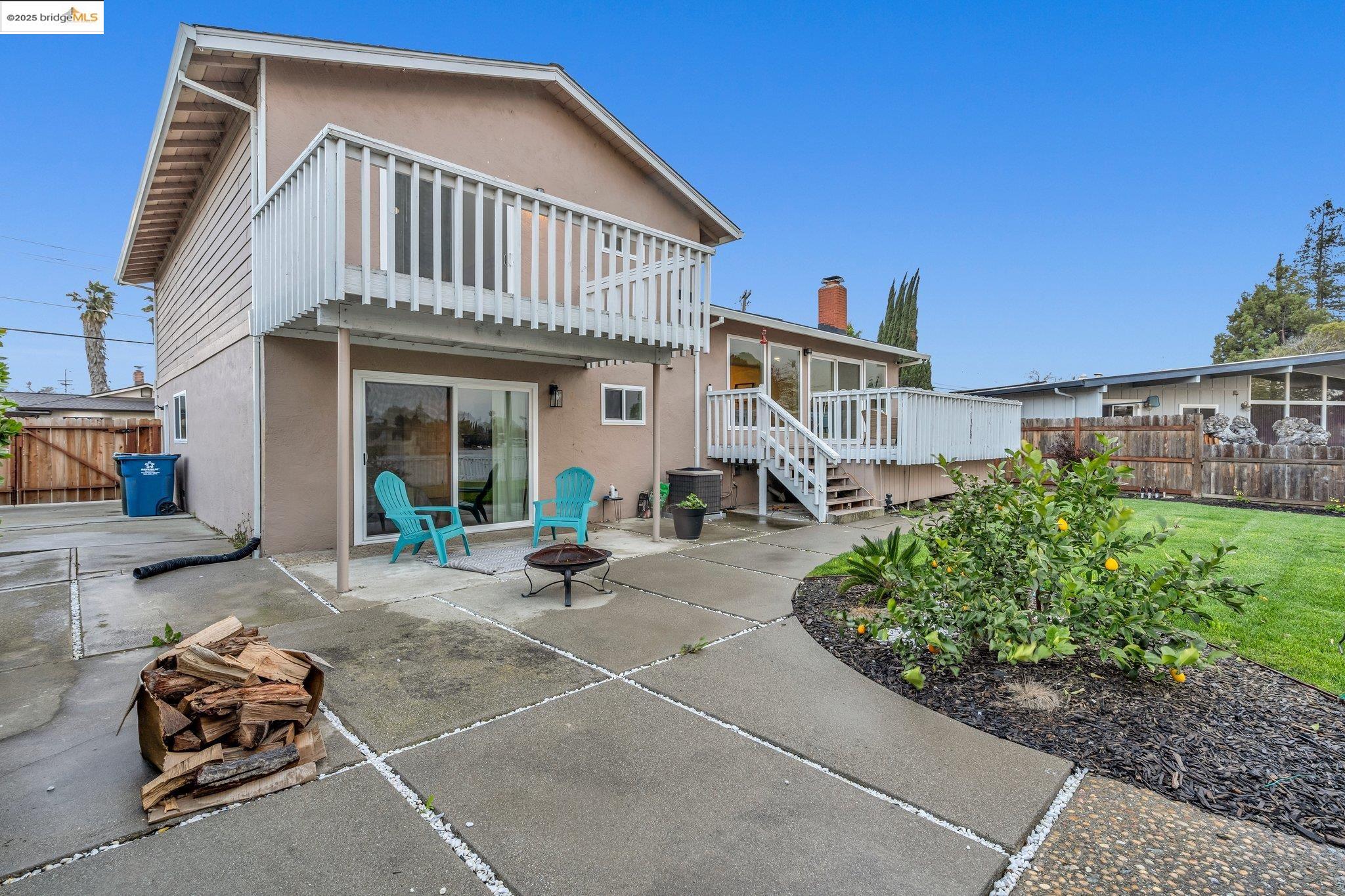 Detail Gallery Image 45 of 60 For 89 W Lake Dr, Antioch,  CA 94509 - 4 Beds | 3 Baths
