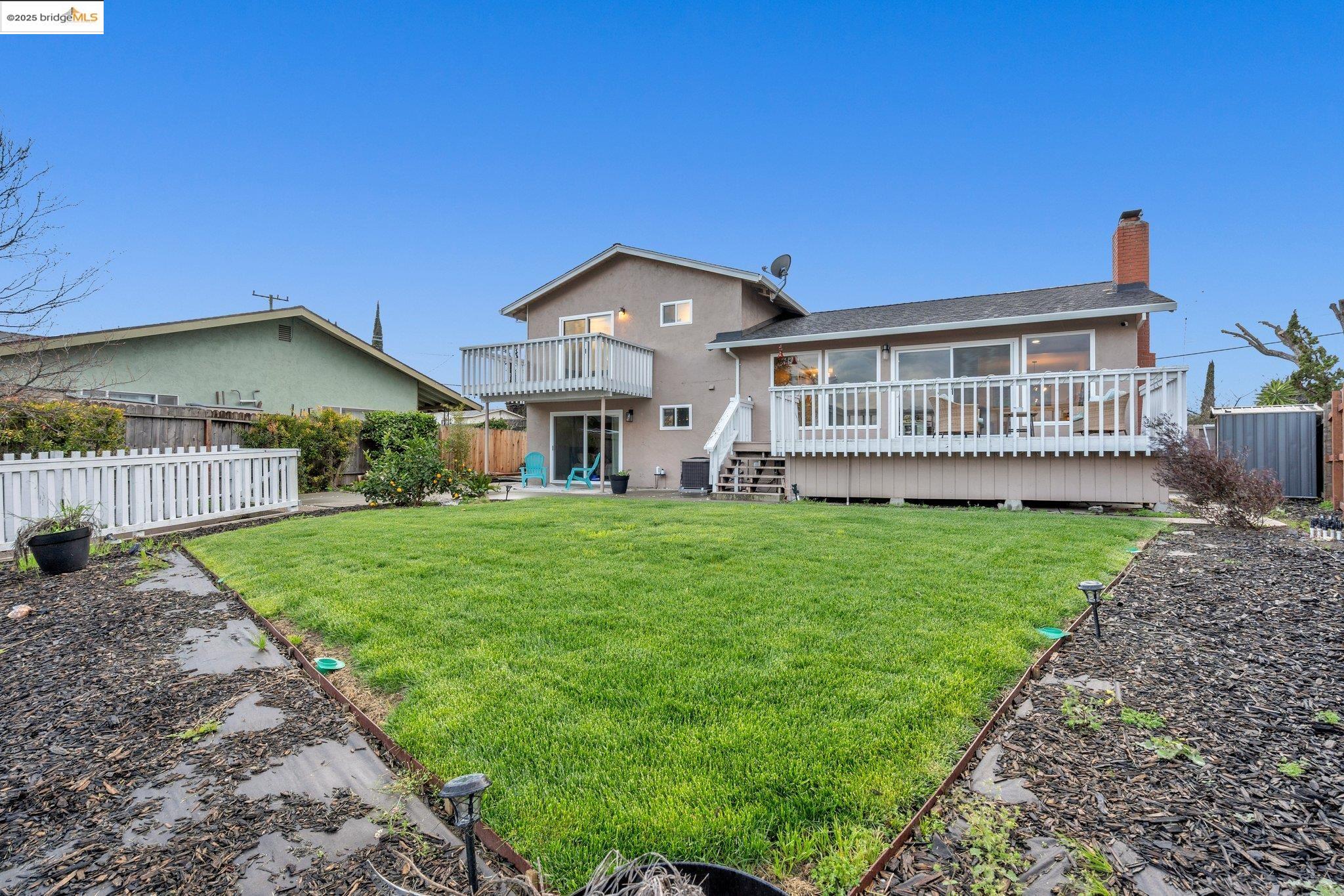 Detail Gallery Image 49 of 60 For 89 W Lake Dr, Antioch,  CA 94509 - 4 Beds | 3 Baths