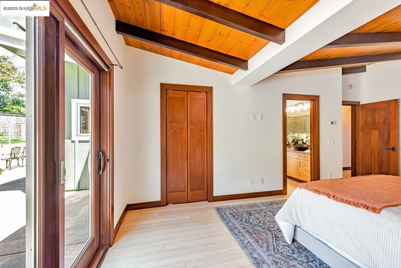 Detail Gallery Image 30 of 60 For 6815 Paso Robles Dr, Oakland,  CA 94611 - 3 Beds | 2 Baths