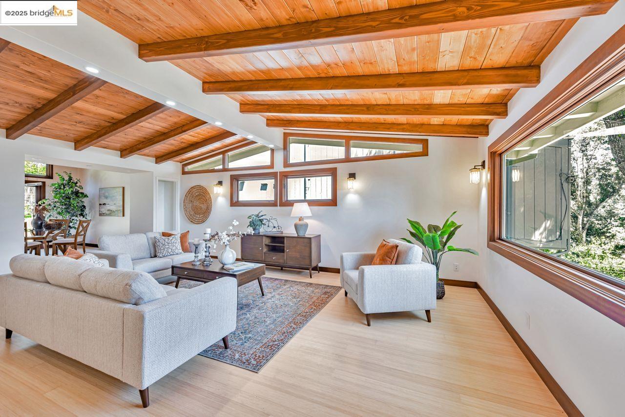 Detail Gallery Image 56 of 60 For 6815 Paso Robles Dr, Oakland,  CA 94611 - 3 Beds | 2 Baths