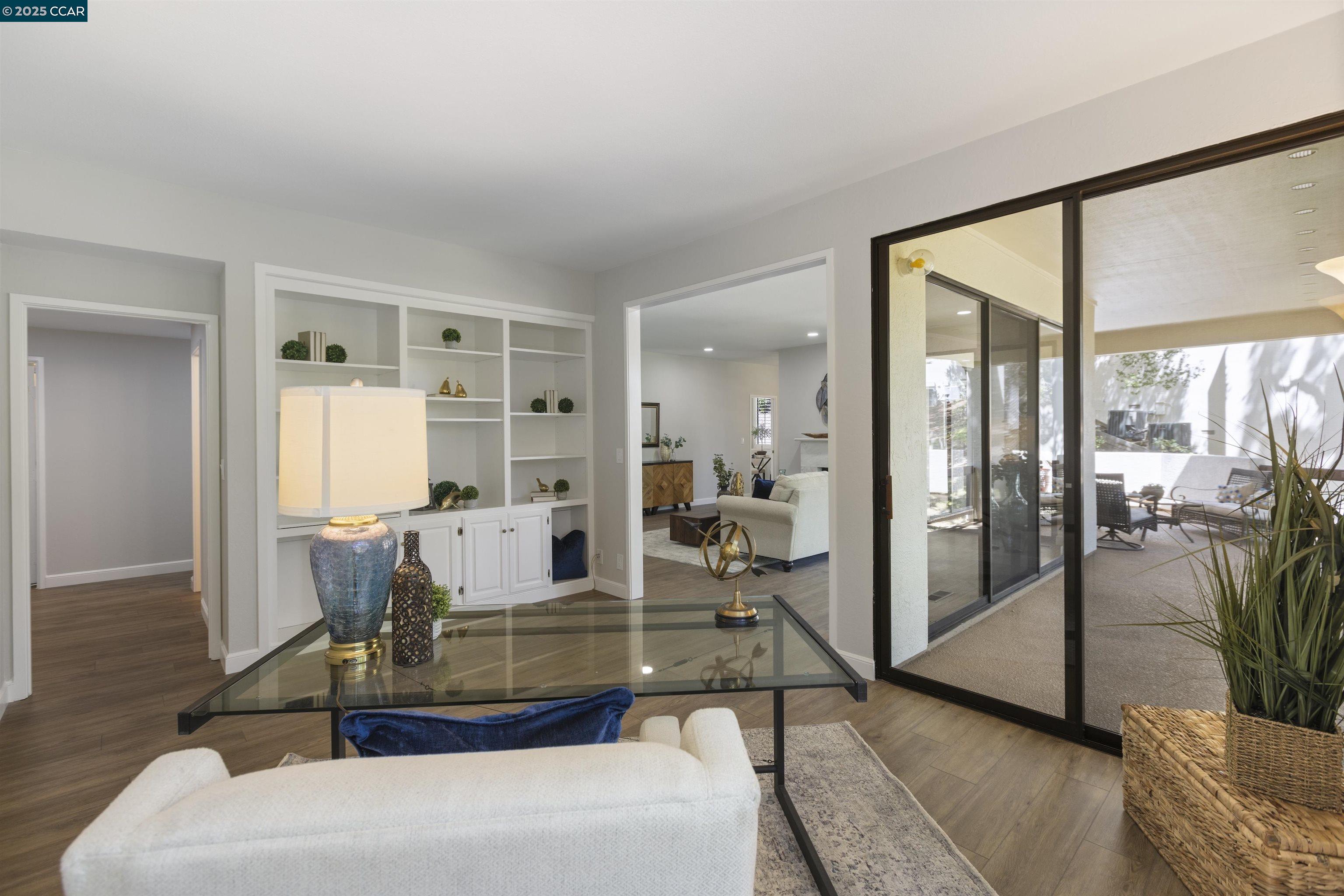 Detail Gallery Image 12 of 54 For 1285 Avenida Sevilla 1a,  Walnut Creek,  CA 94595 - 2 Beds | 2 Baths