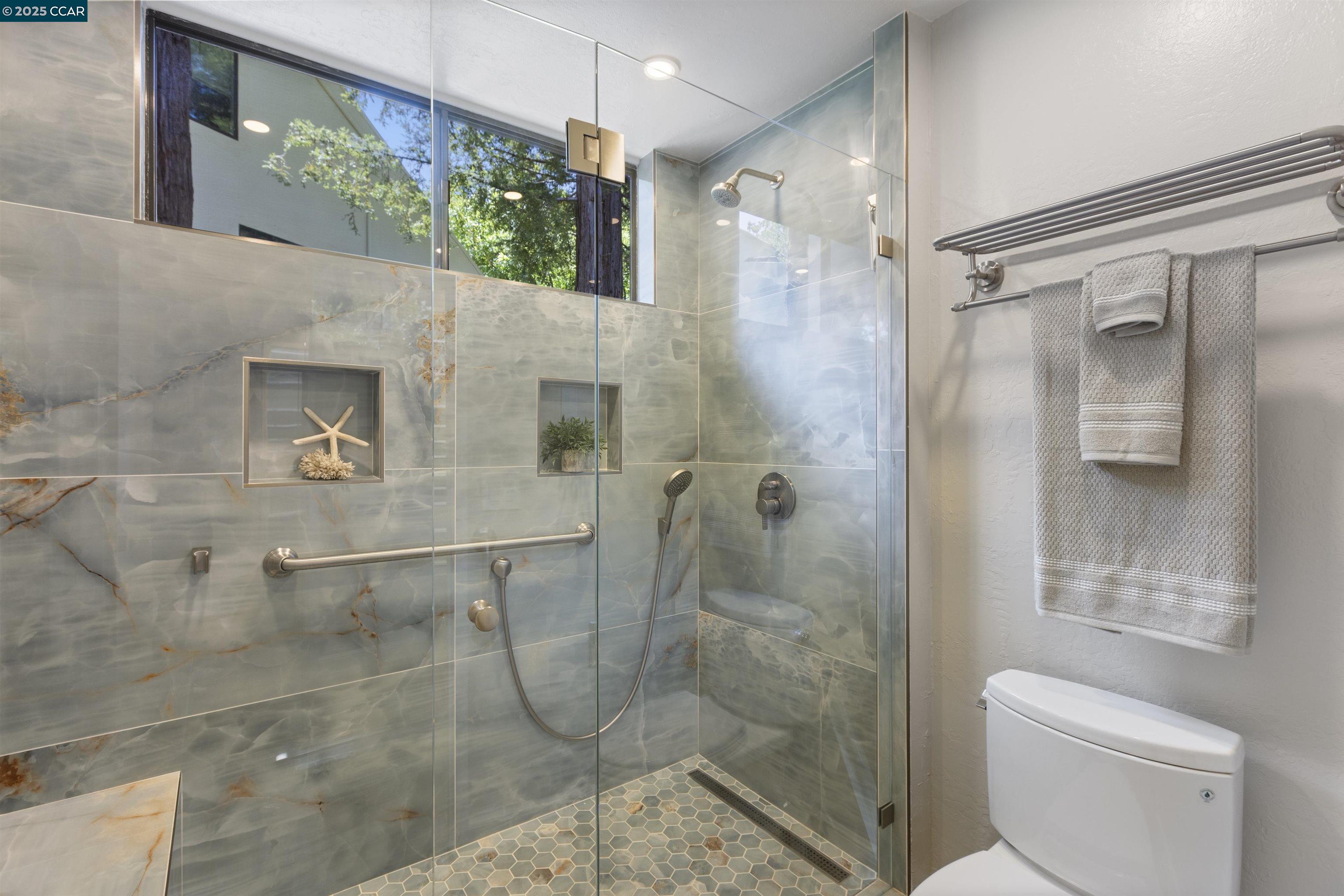 Detail Gallery Image 25 of 54 For 1285 Avenida Sevilla 1a,  Walnut Creek,  CA 94595 - 2 Beds | 2 Baths