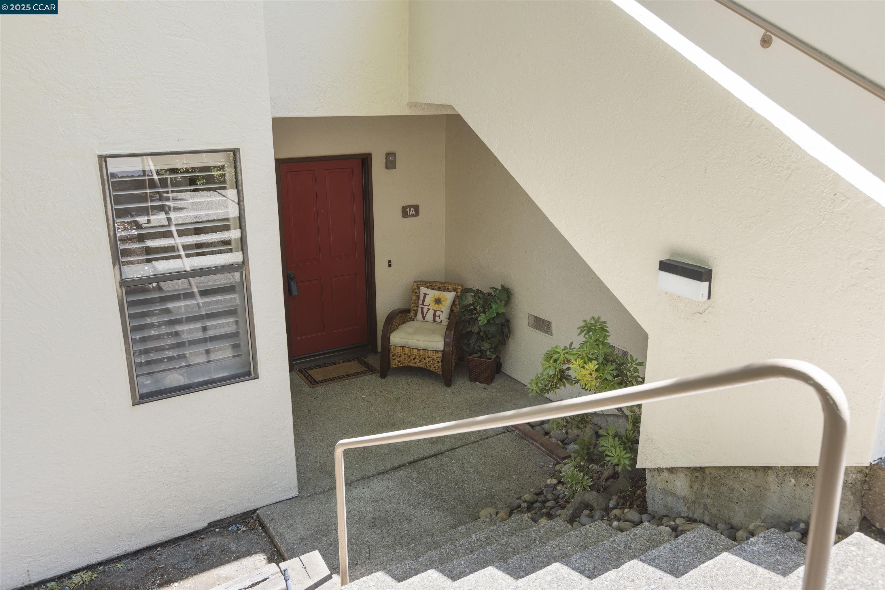 Detail Gallery Image 4 of 54 For 1285 Avenida Sevilla 1a,  Walnut Creek,  CA 94595 - 2 Beds | 2 Baths