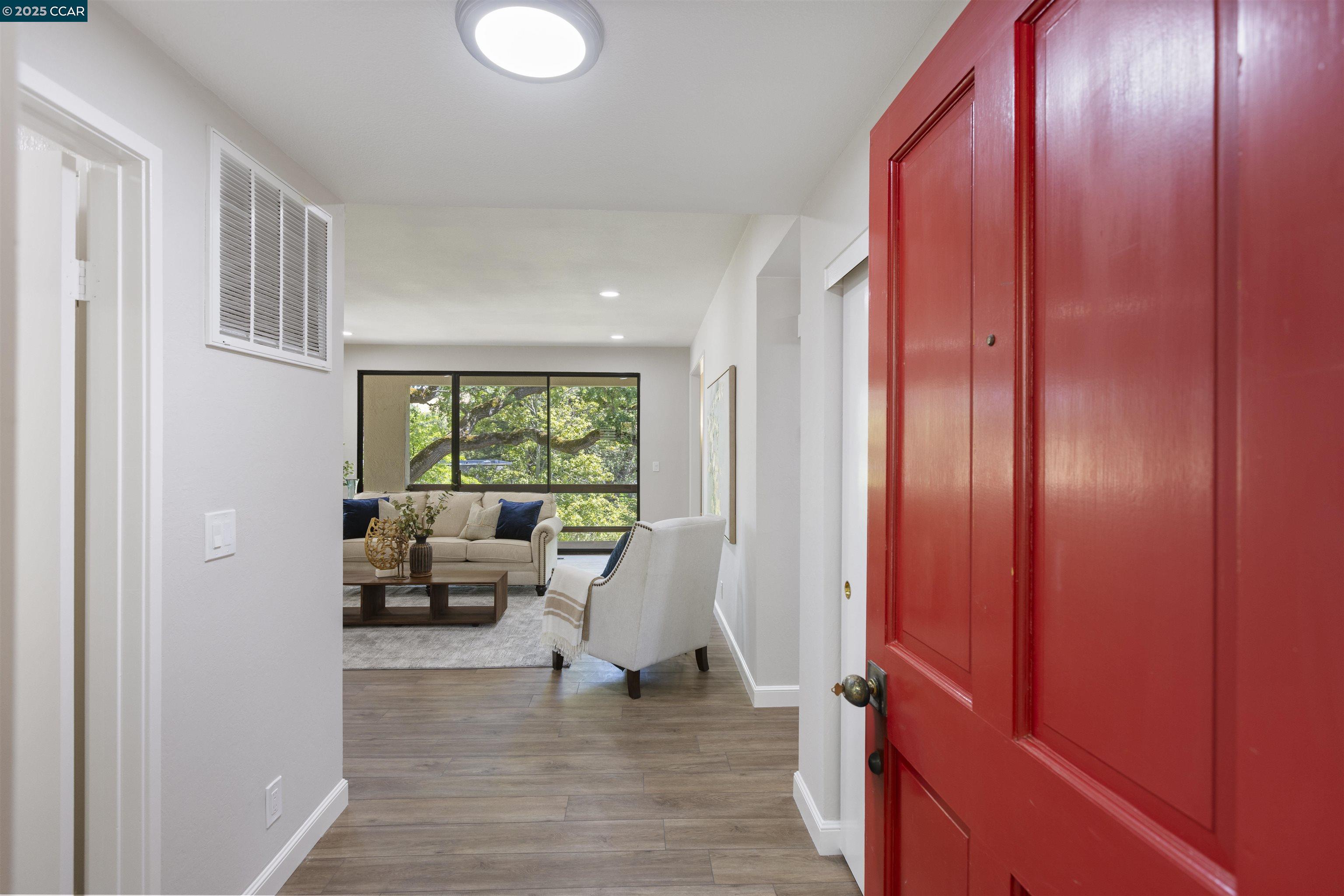 Detail Gallery Image 5 of 54 For 1285 Avenida Sevilla 1a,  Walnut Creek,  CA 94595 - 2 Beds | 2 Baths