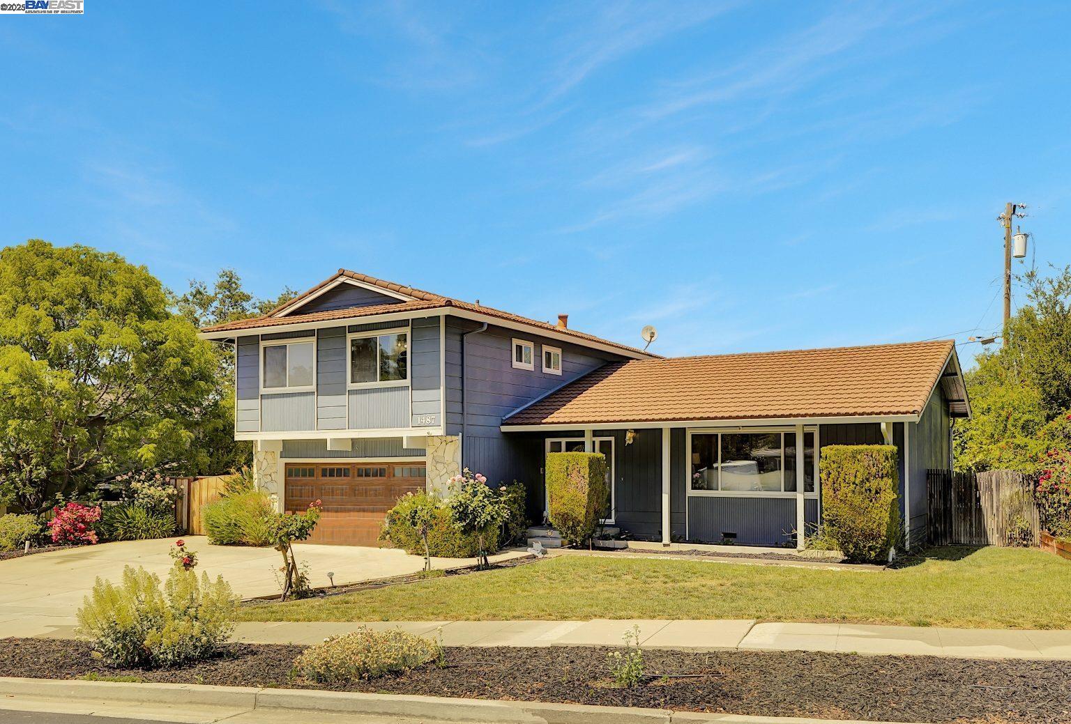 Detail Gallery Image 4 of 44 For 1487 De Palma Dr, San Jose,  CA 95120 - 4 Beds | 2/1 Baths