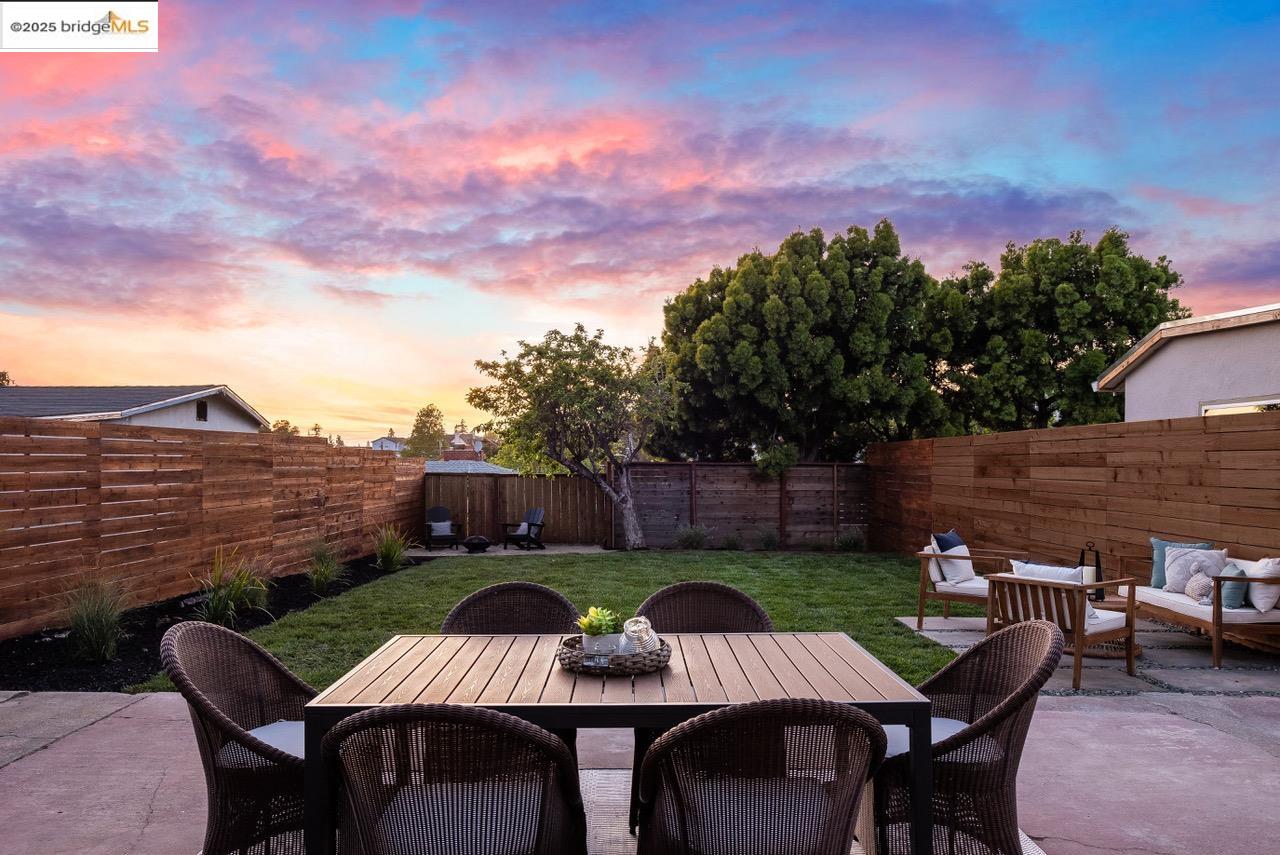 Detail Gallery Image 52 of 54 For 4015 Rhoda Ave, Oakland,  CA 94602 - 4 Beds | 3 Baths