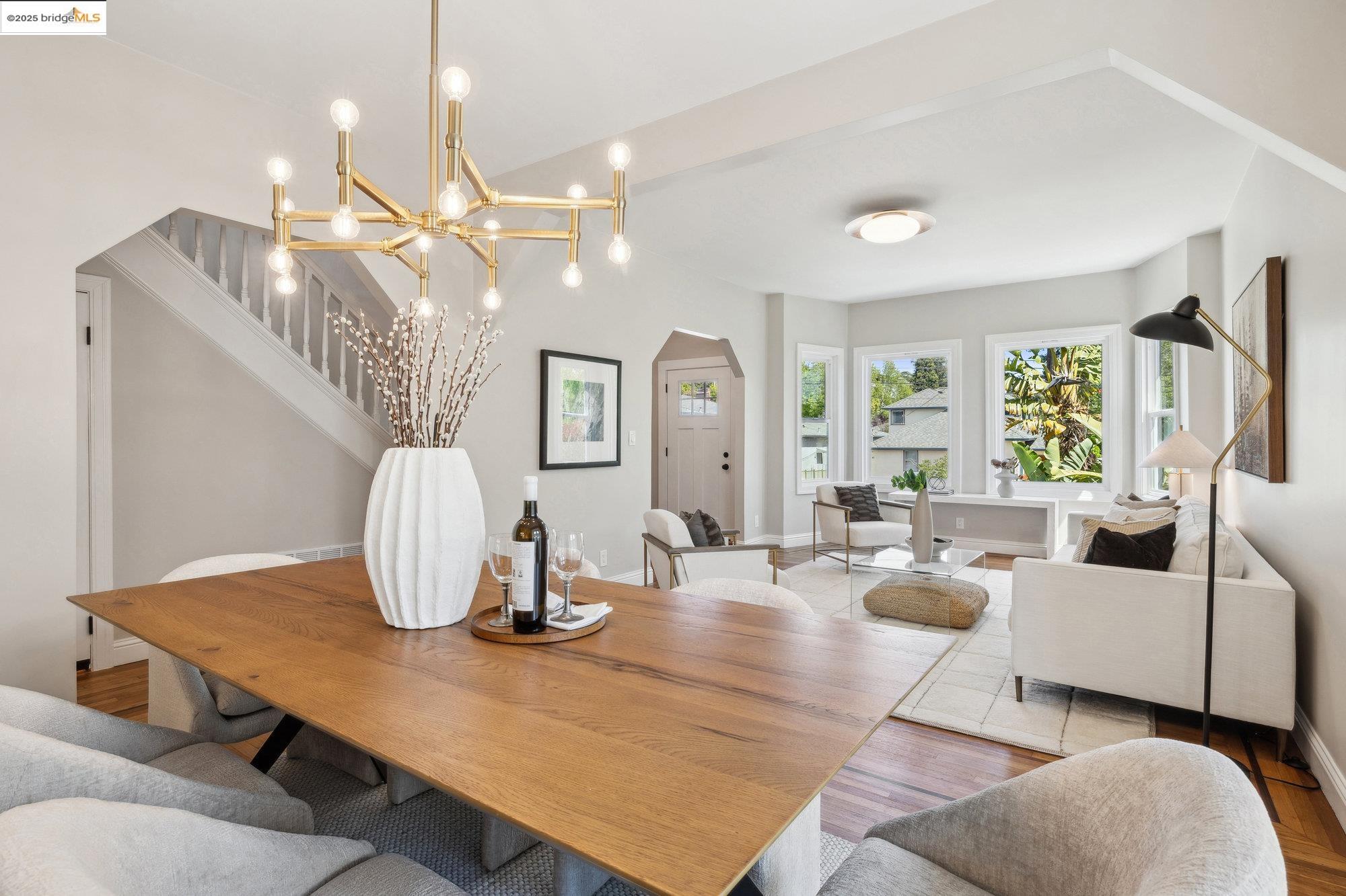 Detail Gallery Image 7 of 54 For 4015 Rhoda Ave, Oakland,  CA 94602 - 4 Beds | 3 Baths