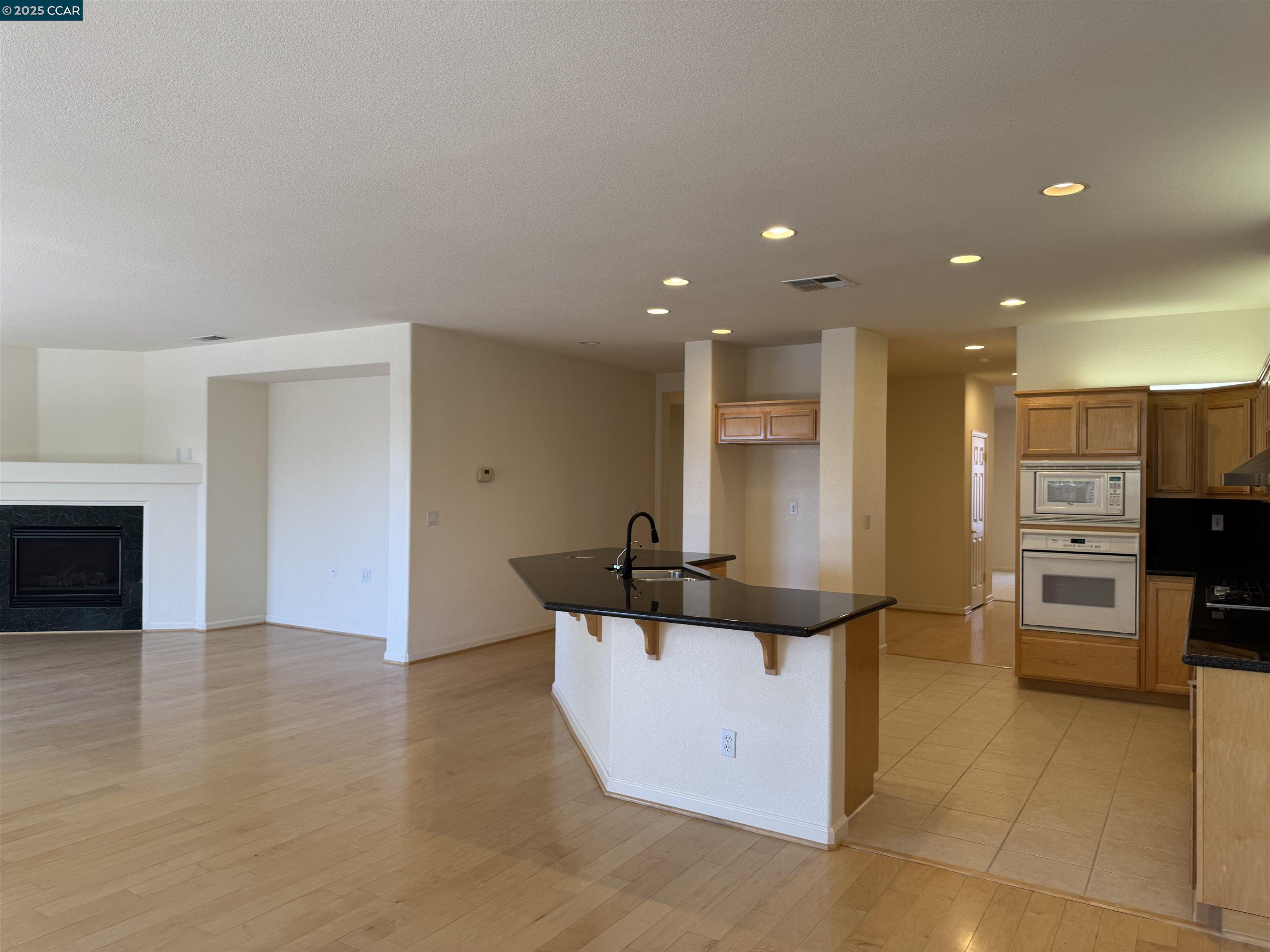 Detail Gallery Image 18 of 29 For 4641 Palomino Way, Antioch,  CA 94531 - 6 Beds | 3 Baths