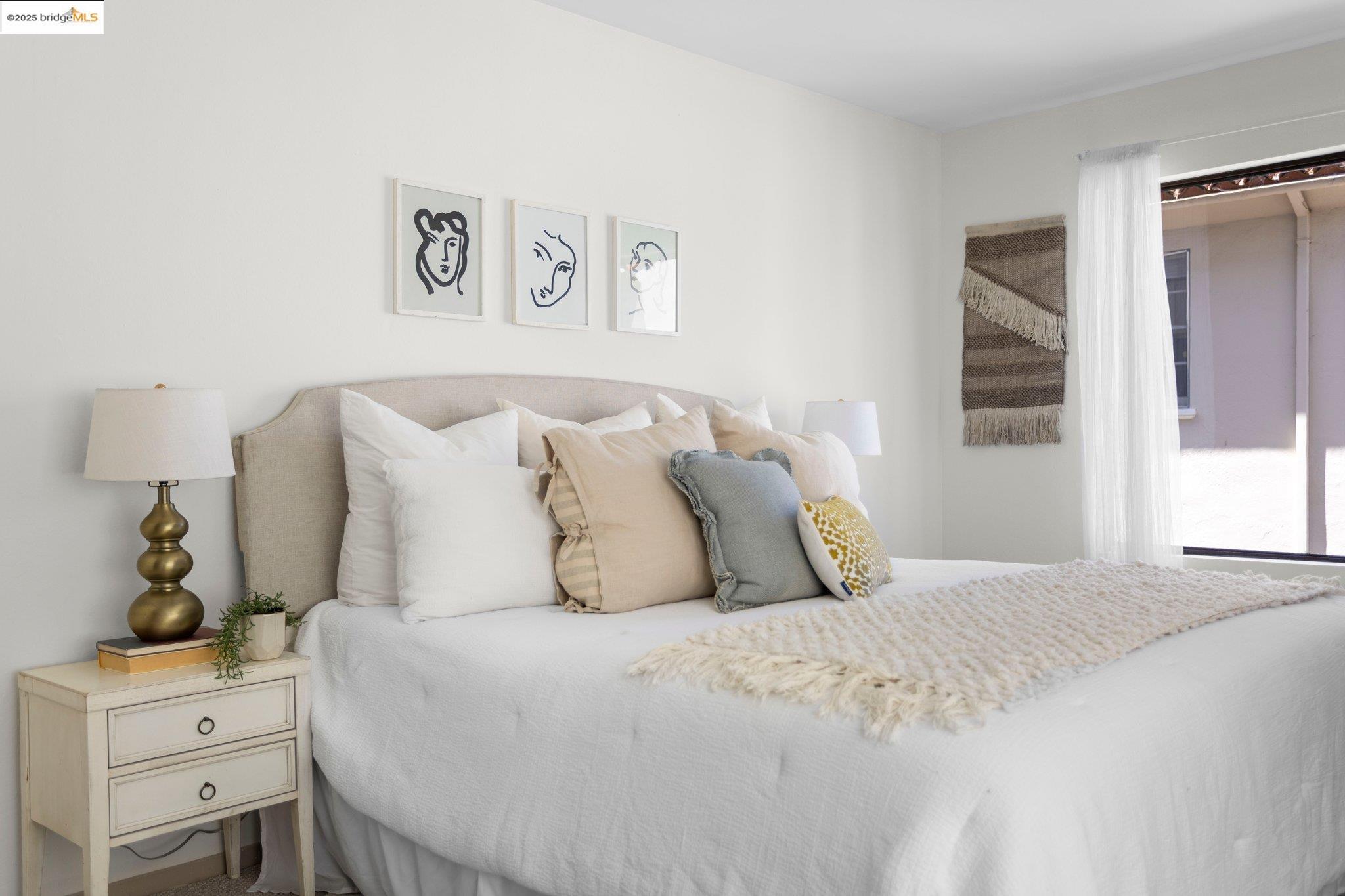 Detail Gallery Image 22 of 38 For 1830 Lakeshore Ave #306,  Oakland,  CA 94606 - 2 Beds | 2 Baths