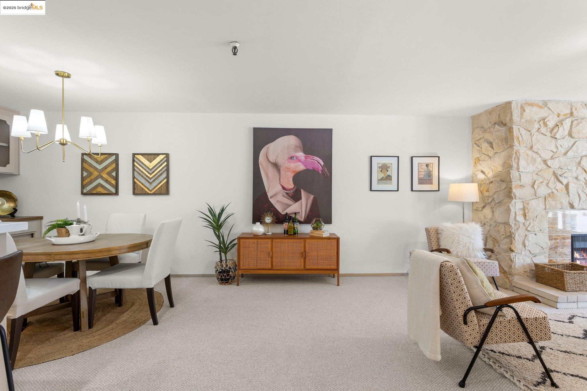 Detail Gallery Image 7 of 38 For 1830 Lakeshore Ave #306,  Oakland,  CA 94606 - 2 Beds | 2 Baths