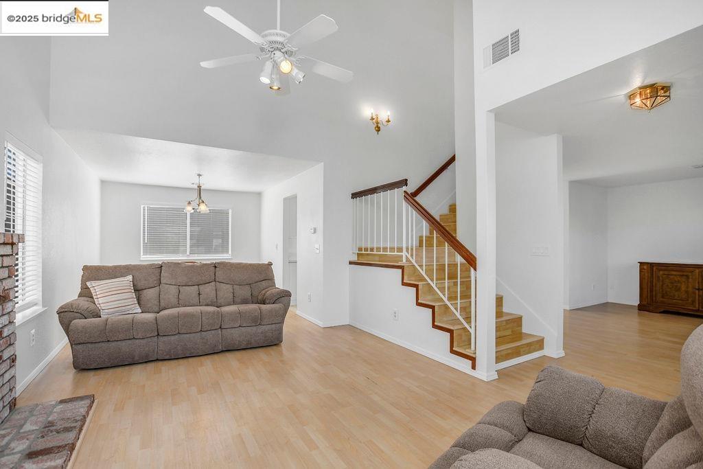 Detail Gallery Image 5 of 25 For 5330 Delta Ranch Dr, Oakley,  CA 94561 - 3 Beds | 2/1 Baths