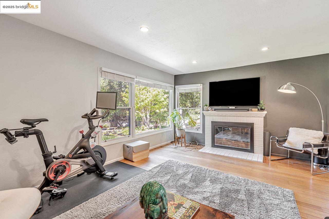 Detail Gallery Image 7 of 51 For Olinda Rd, El Sobrante,  CA 94803 - 3 Beds | 2 Baths